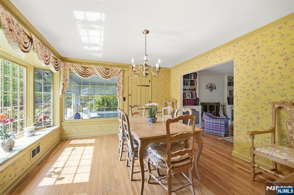 16 Pinecrest Drive