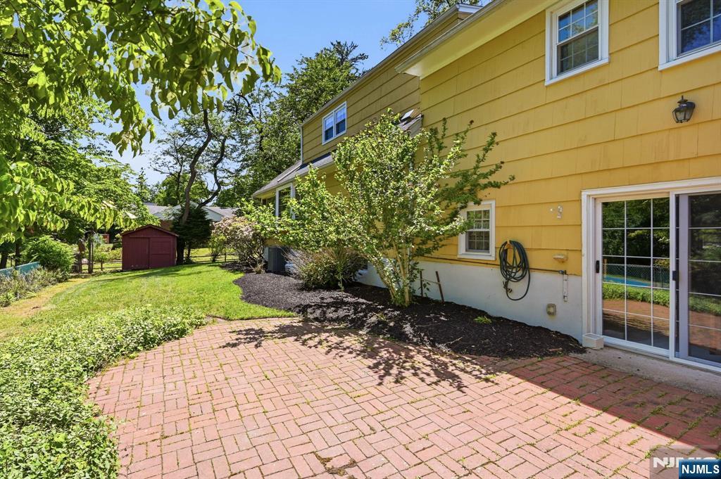 16 Pinecrest Drive