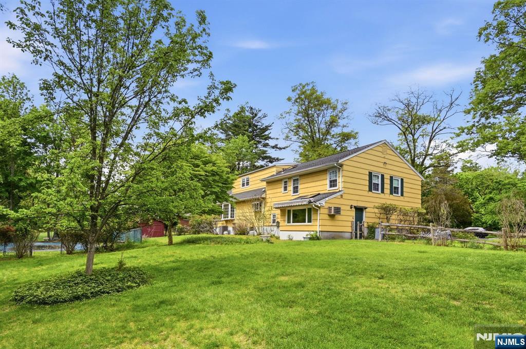 16 Pinecrest Drive