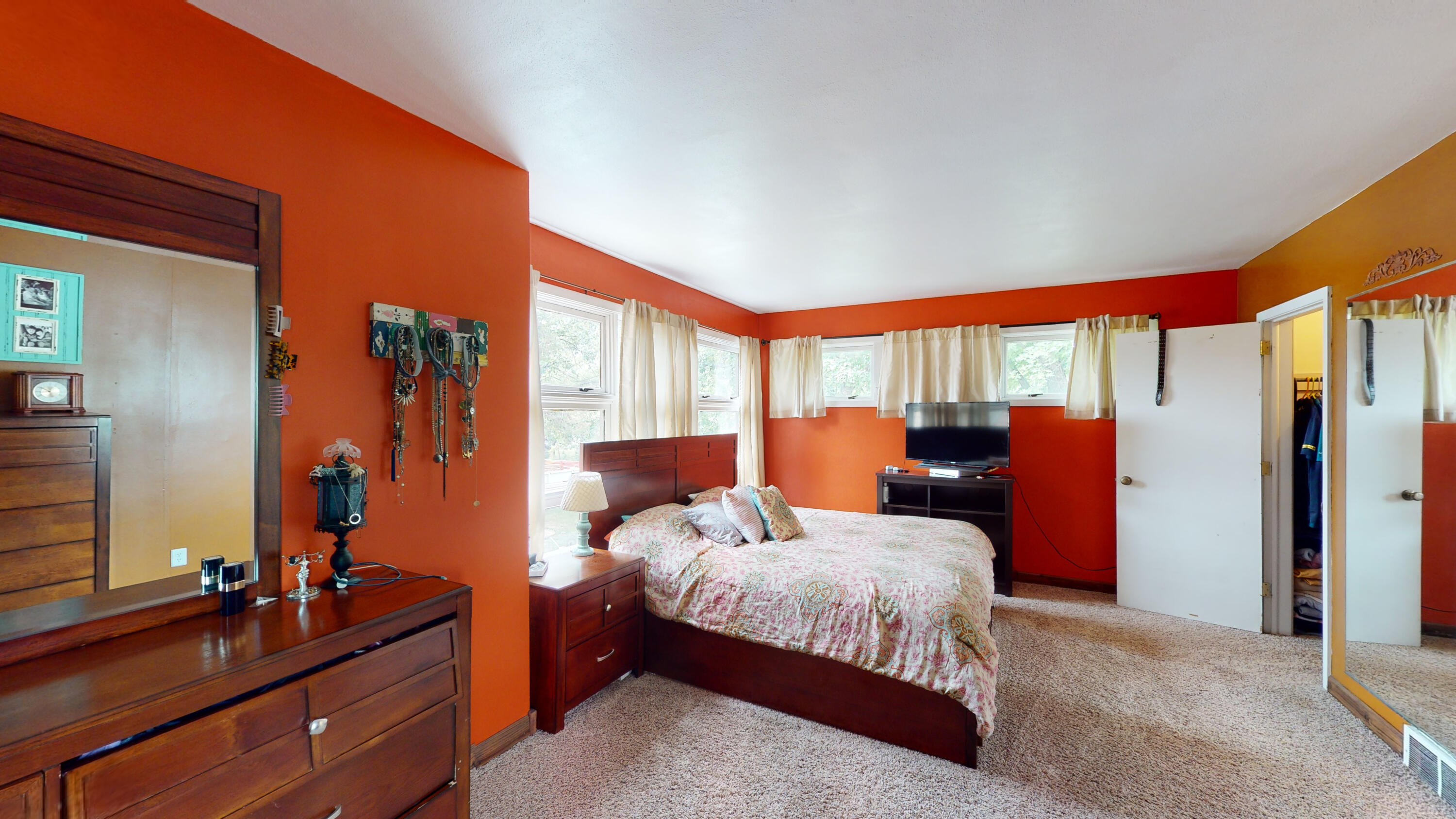 1309 Wisconsin Ave SW