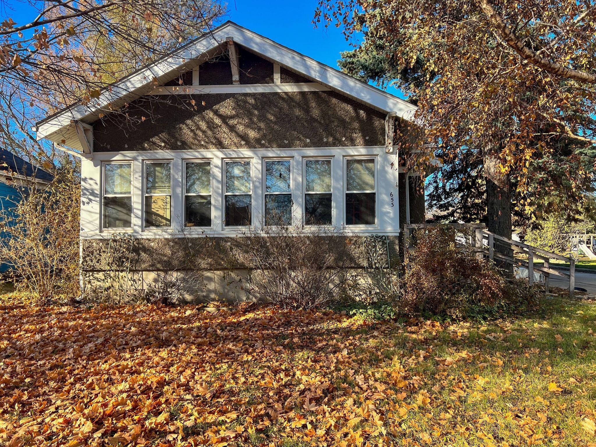 653 Colorado Ave SW