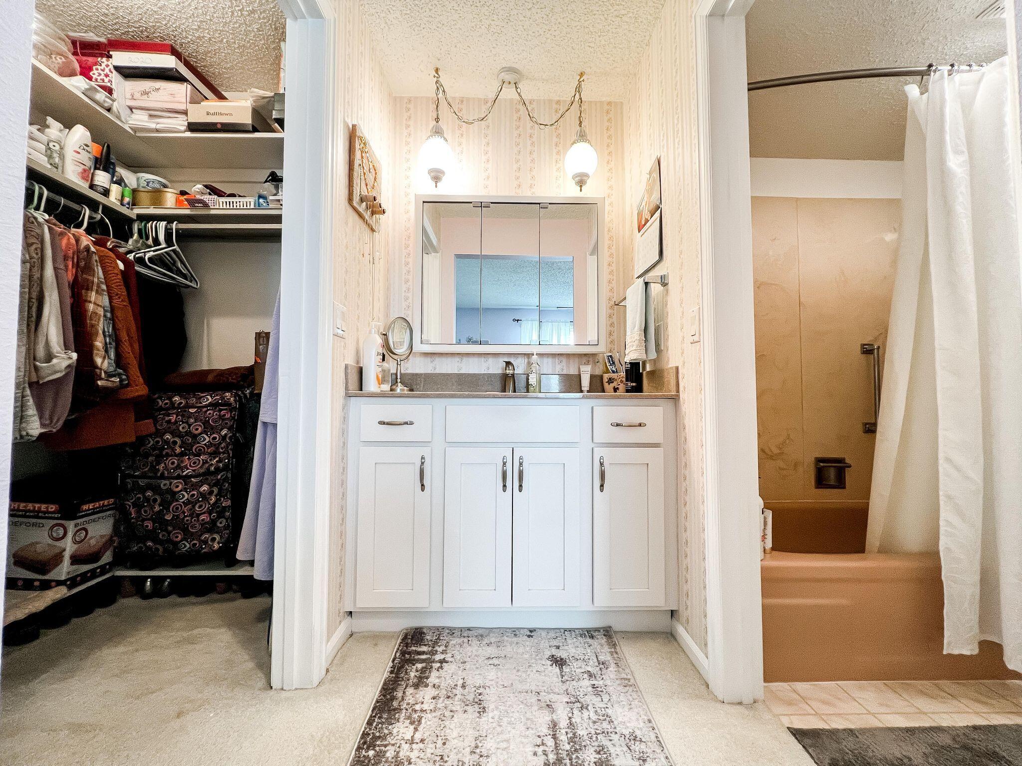 1601 Ohio Ave SW, 111