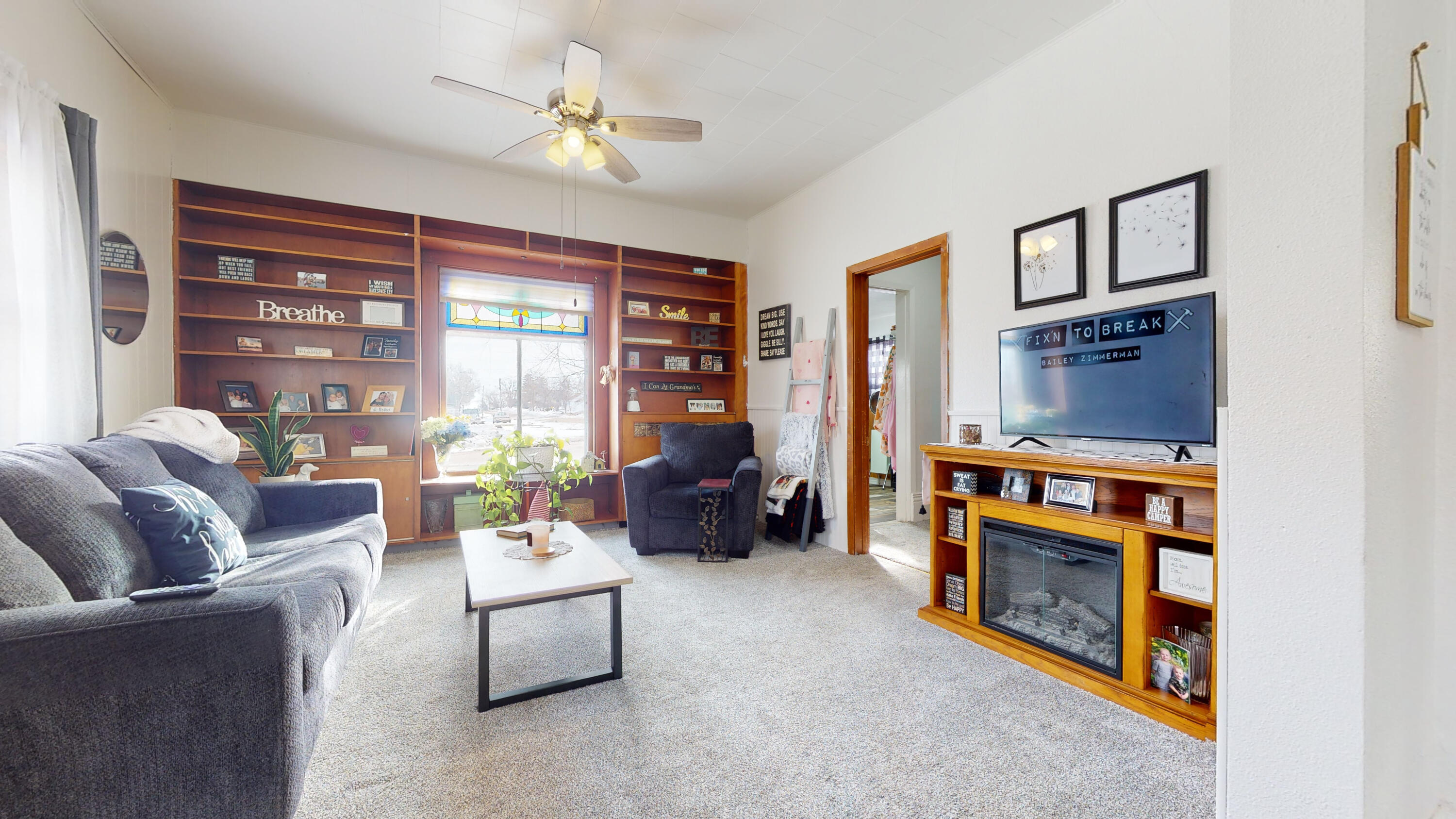 110 1st St NE