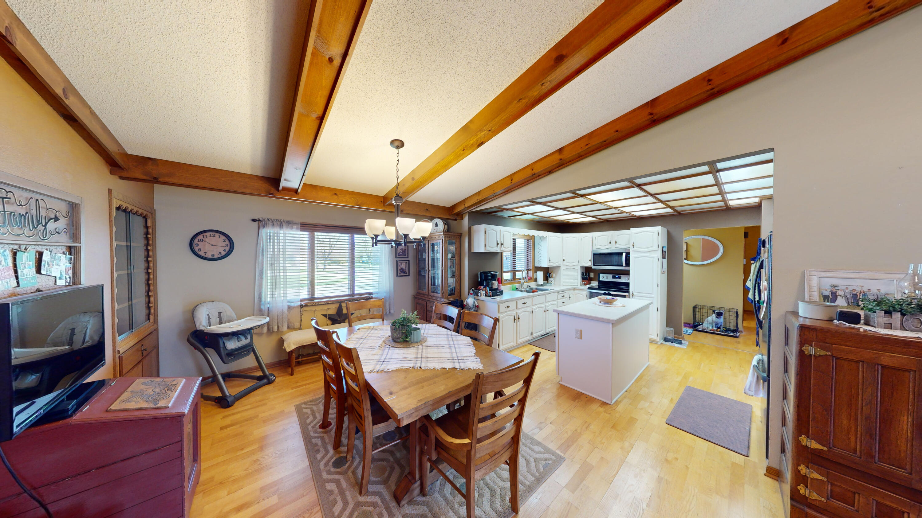 1966 Maple Dr