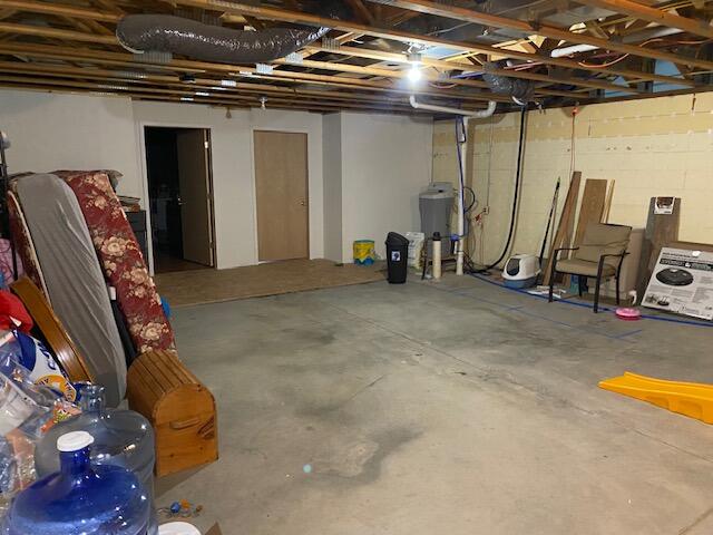 133 N Ottowa St