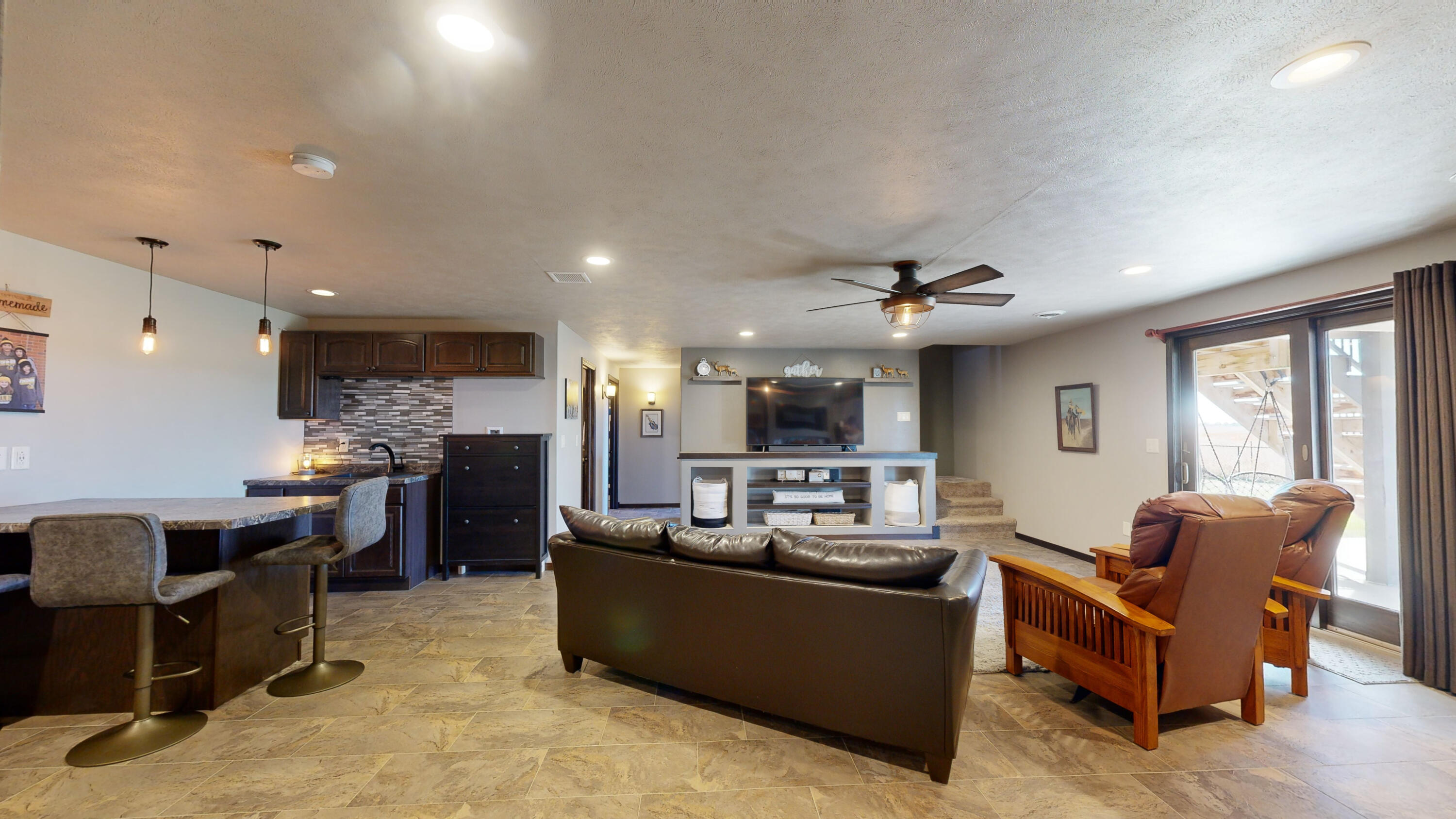 2646 Prairie Eagle Cir W