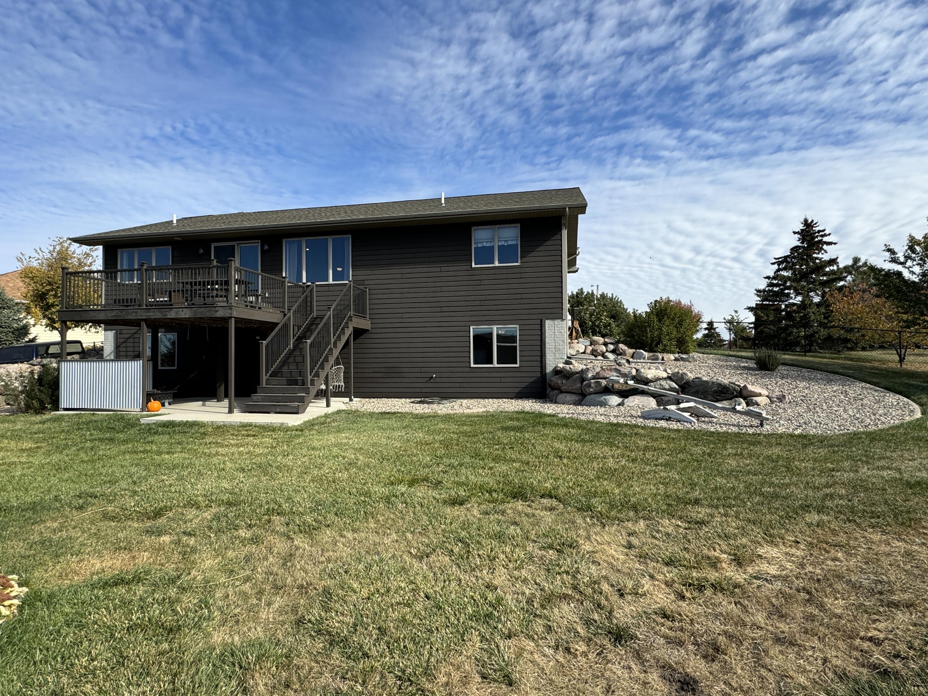 2646 Prairie Eagle Cir W