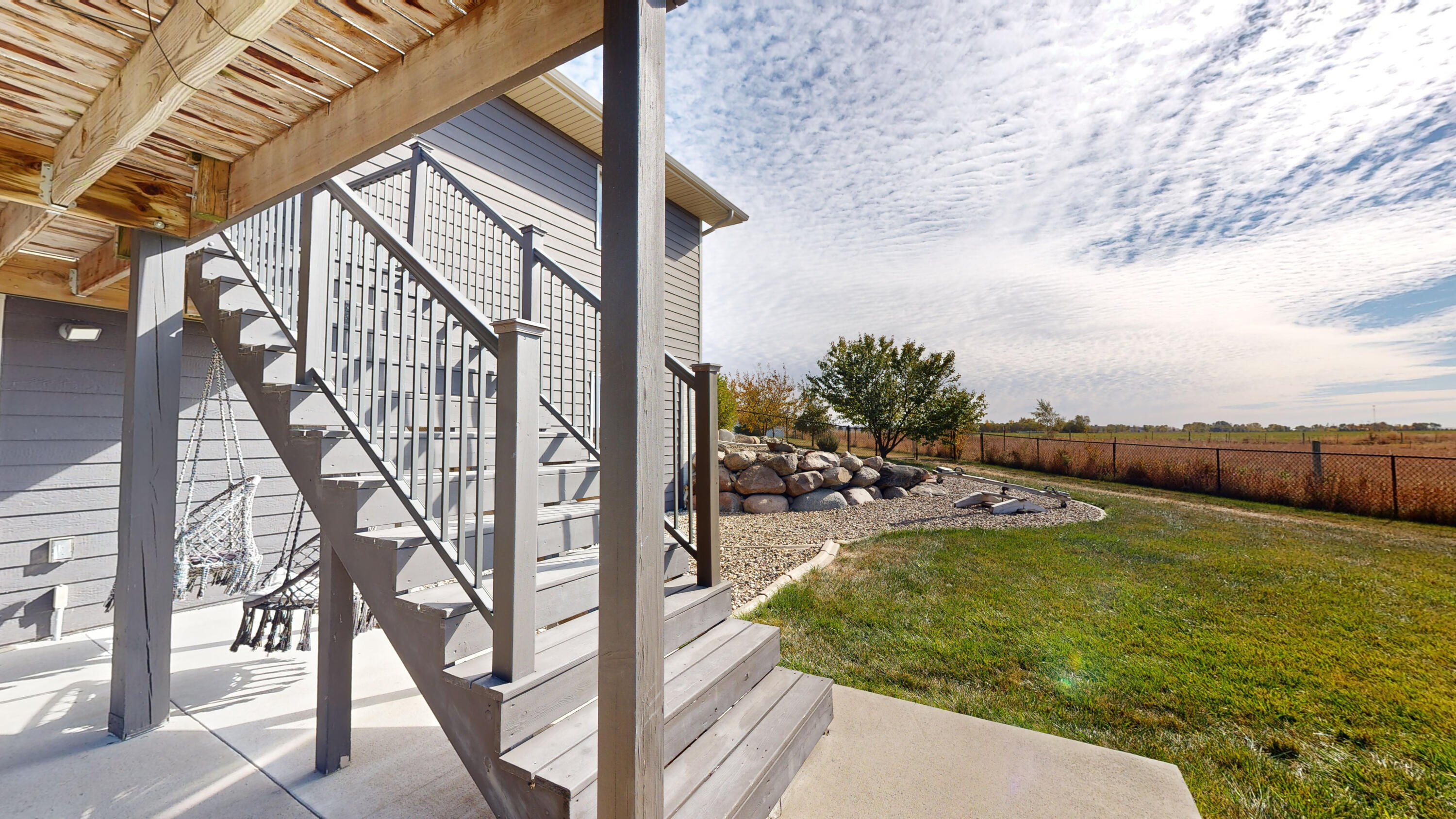 2646 Prairie Eagle Cir W