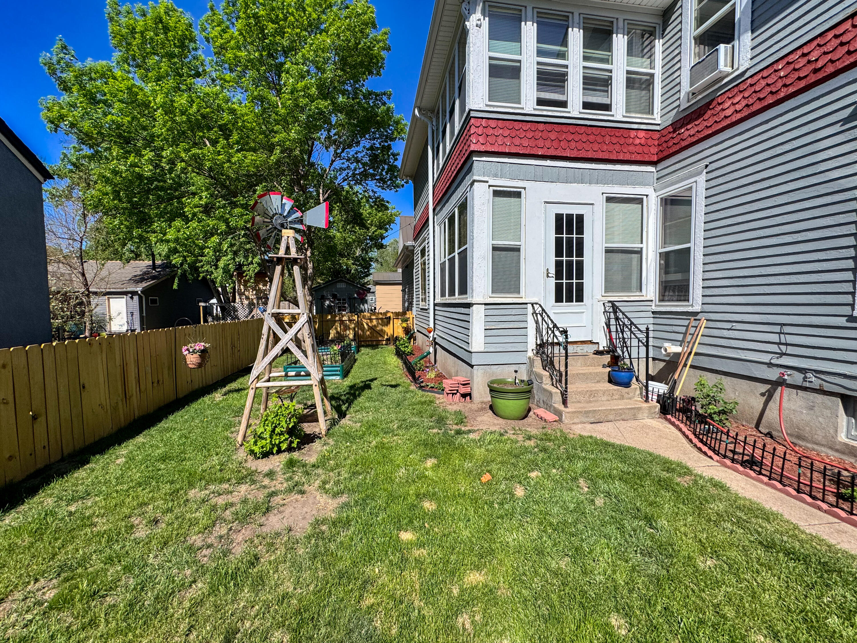 1109 Illinois Ave SW