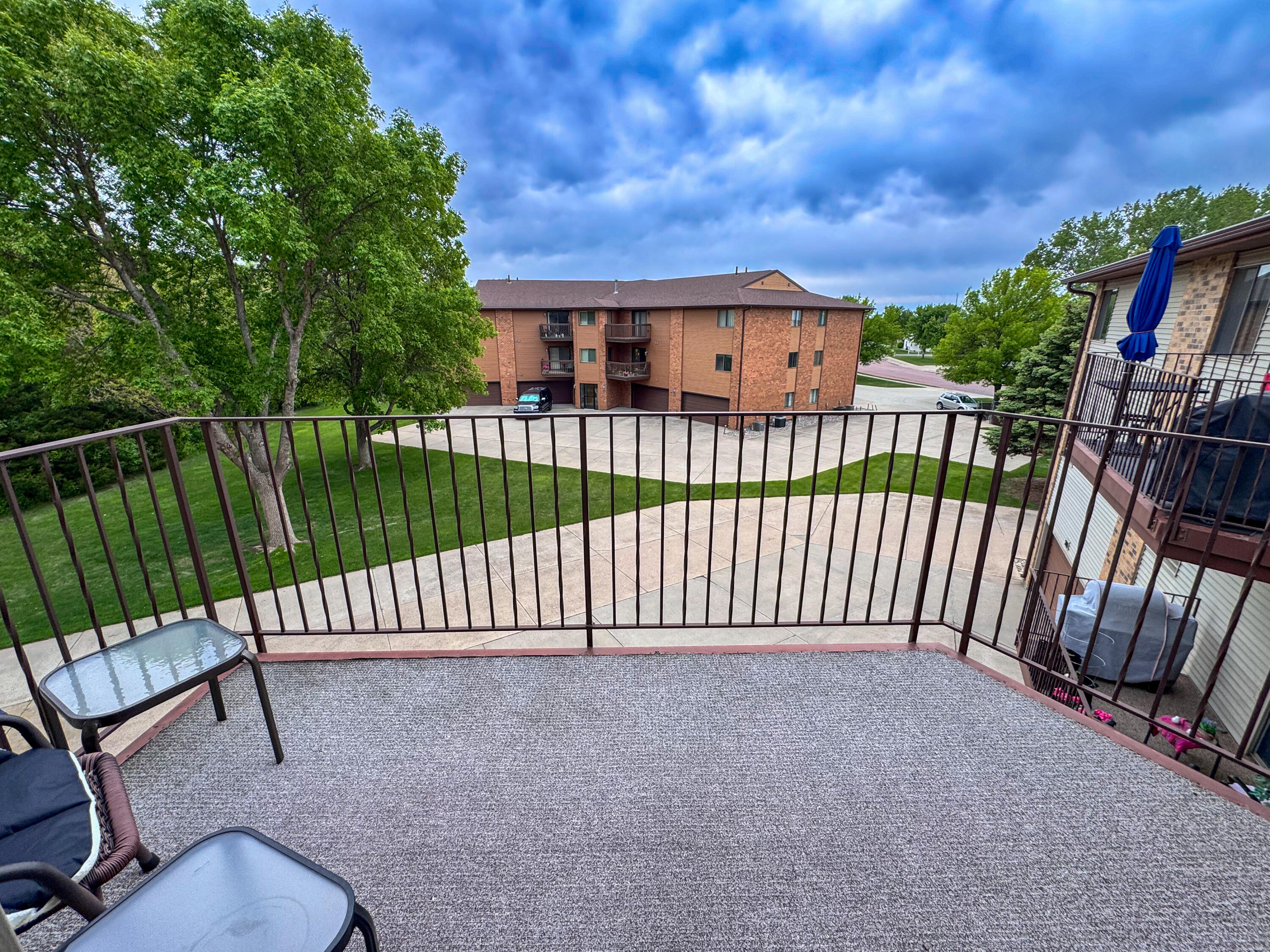 1940 Meadowlark Ln, 302