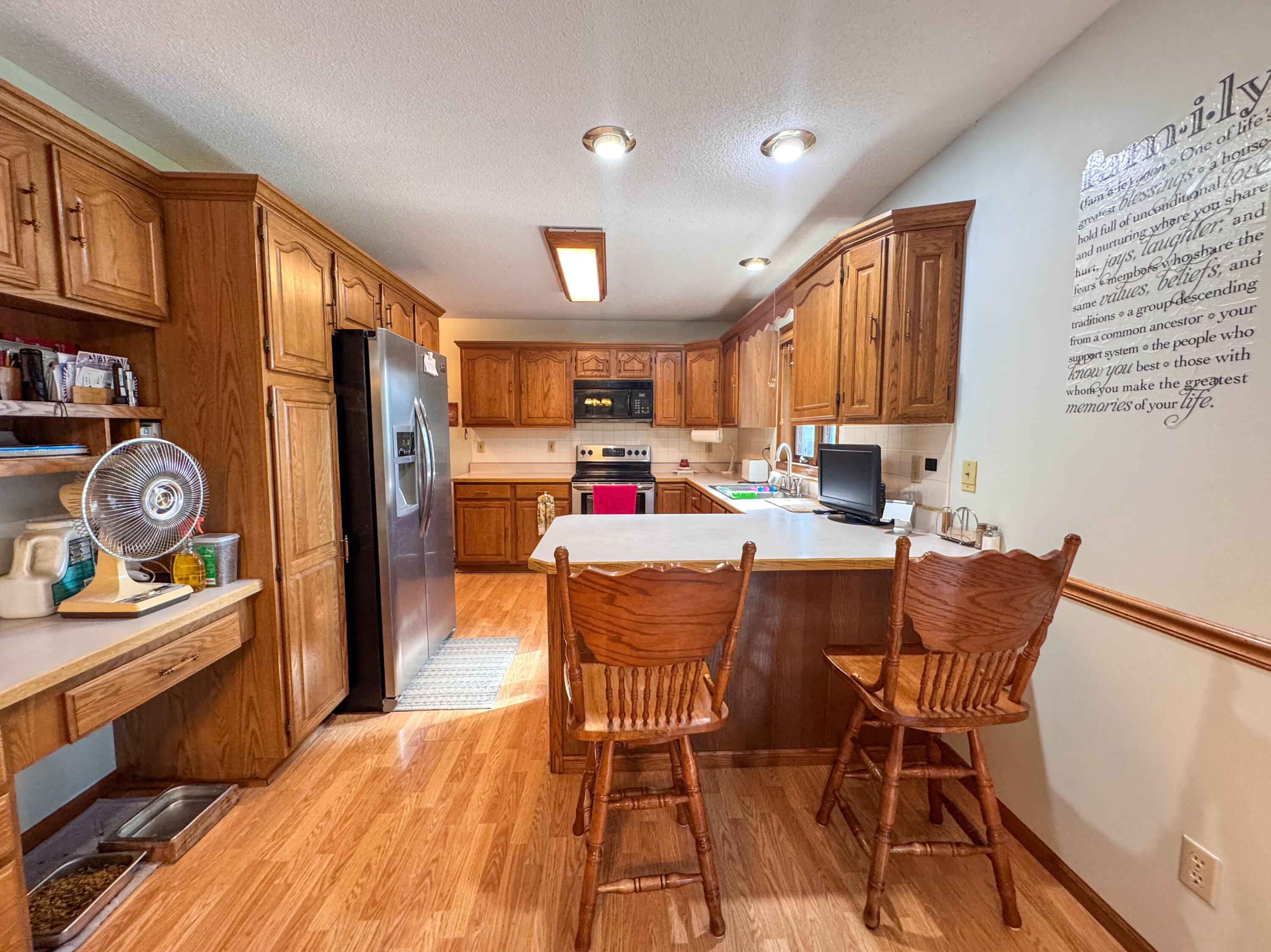 1885 Riverview Dr