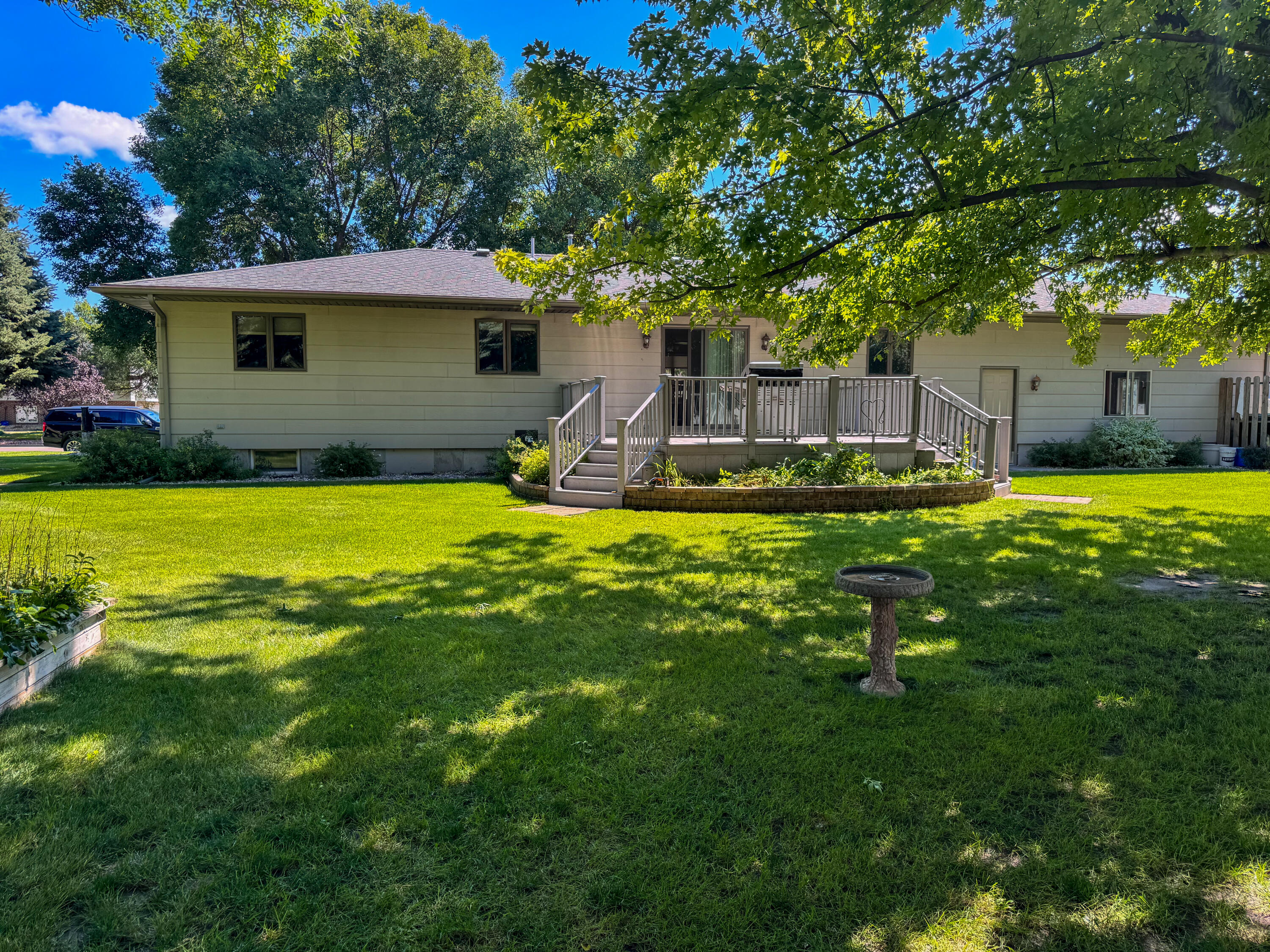 1885 Riverview Dr