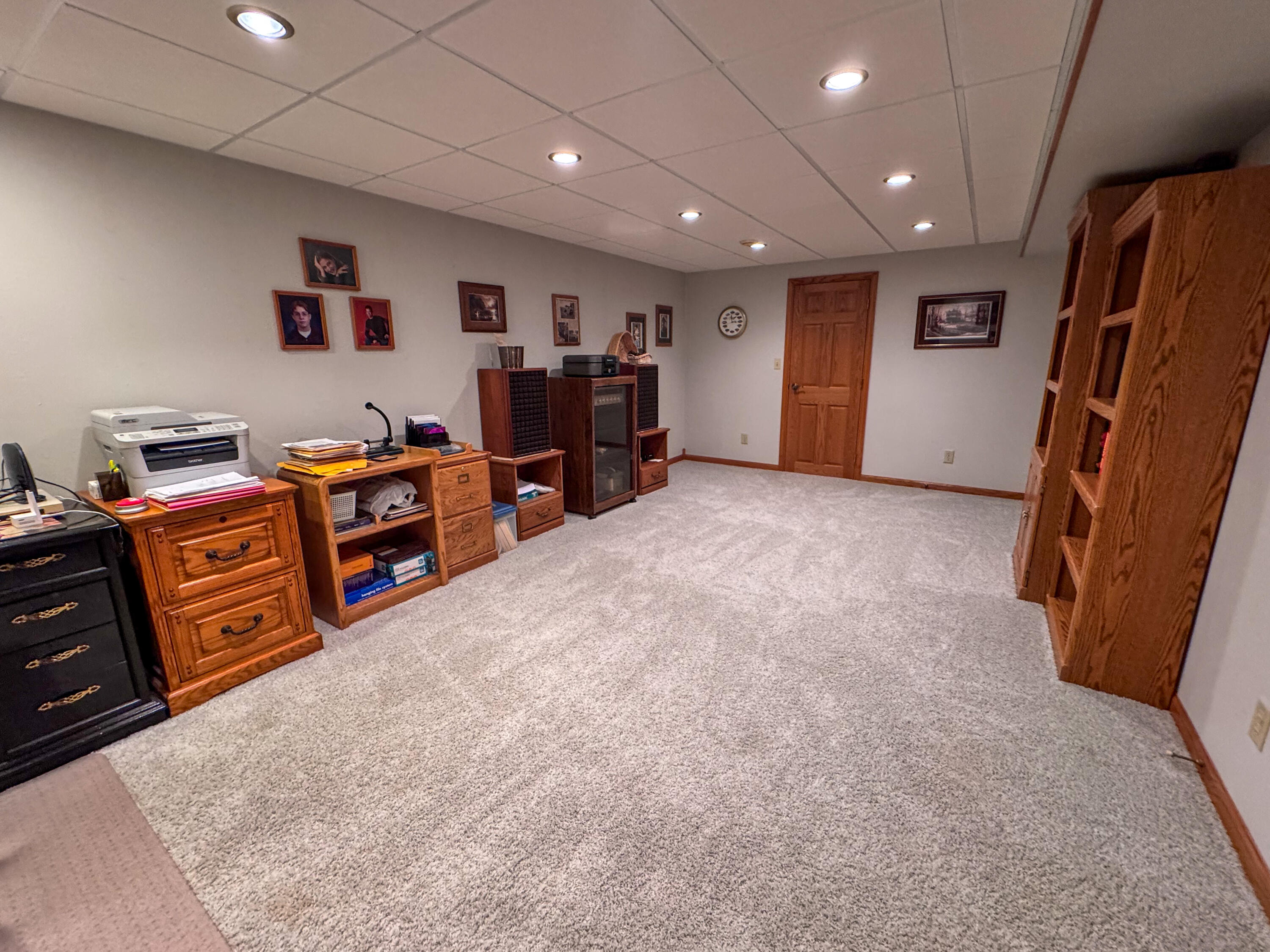 1885 Riverview Dr