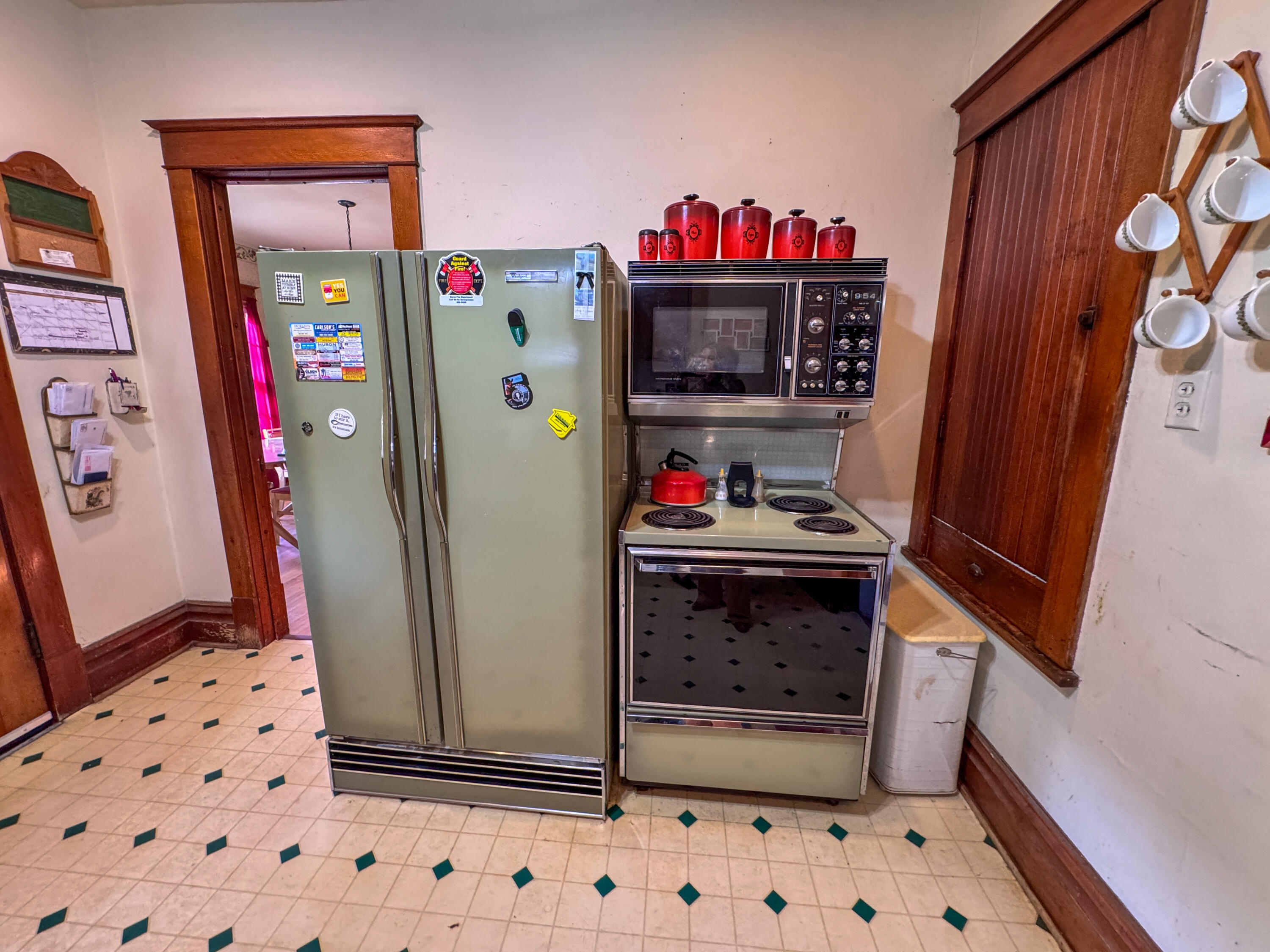 840 Colorado Ave SW, Huron