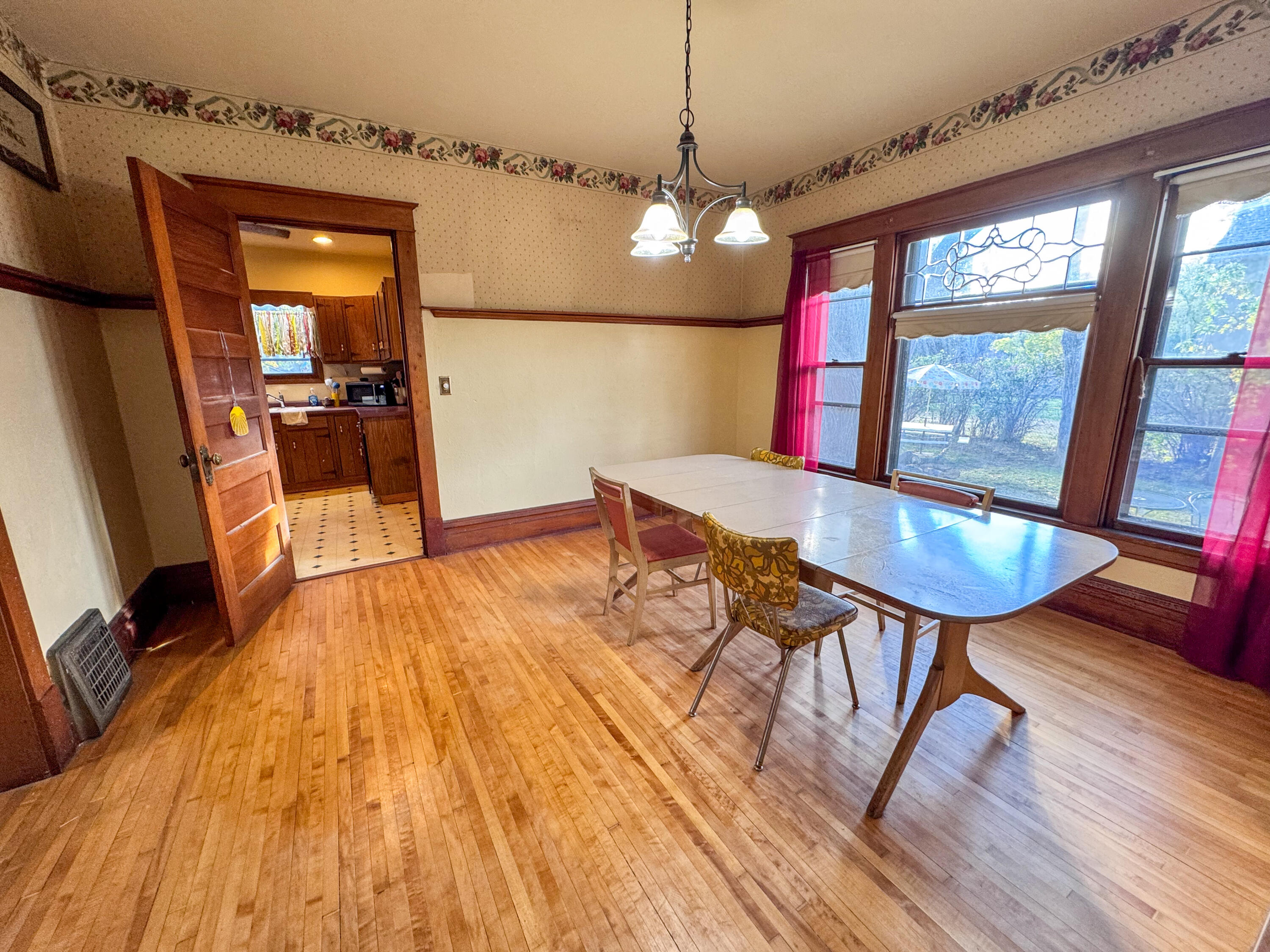 840 Colorado Ave SW, Huron