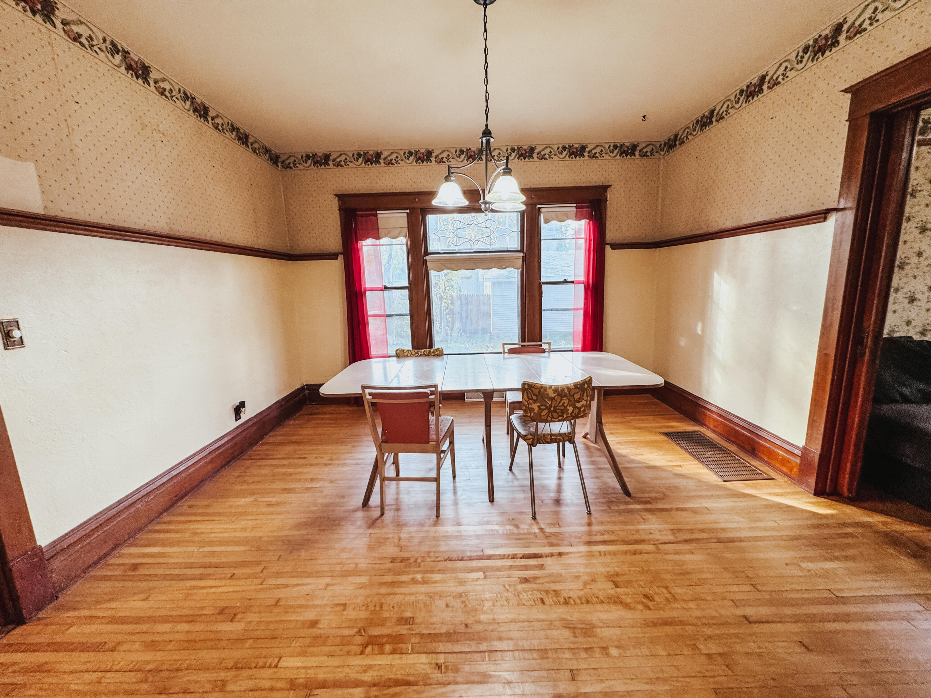 840 Colorado Ave SW, Huron