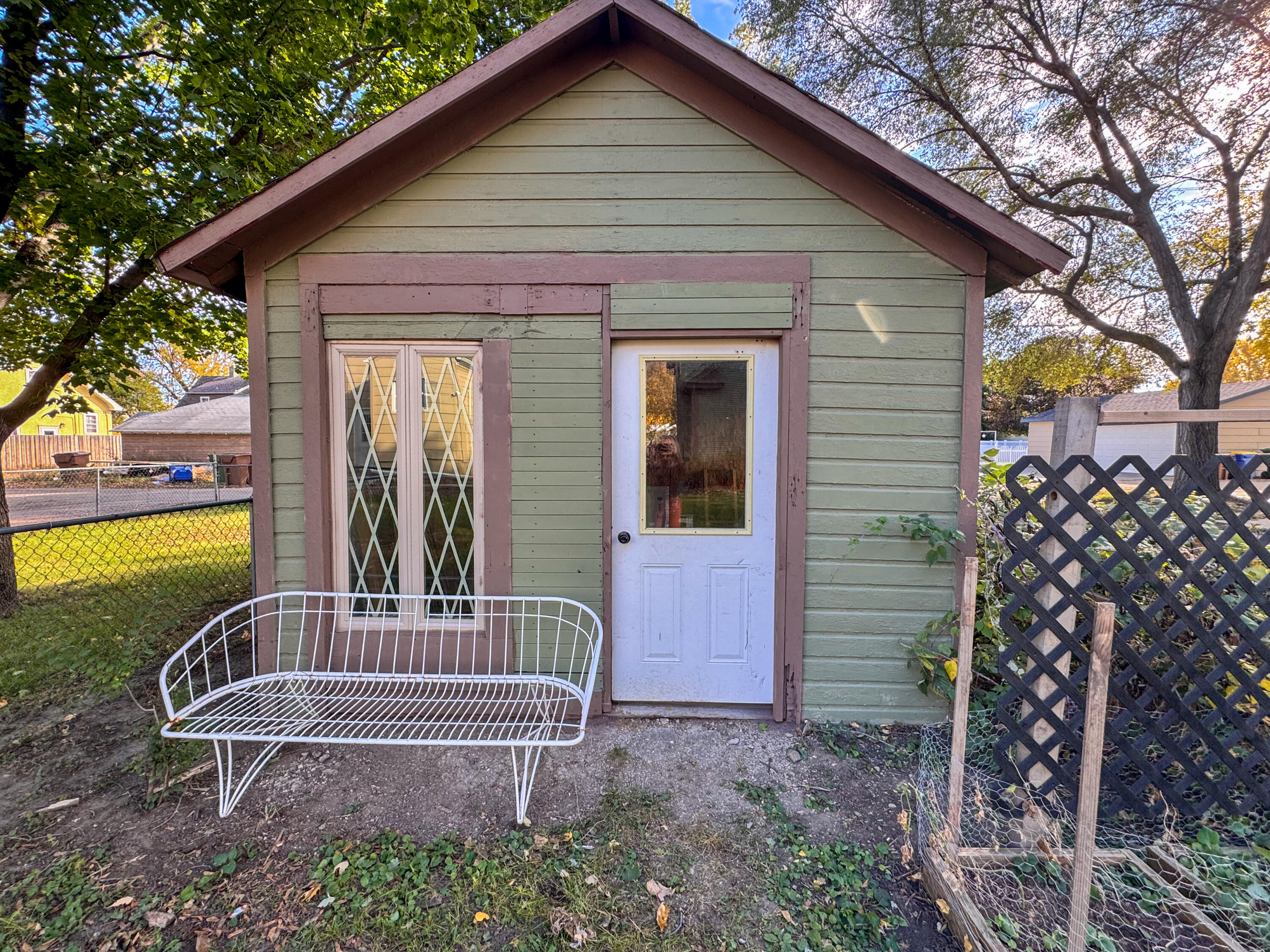 840 Colorado Ave SW, Huron