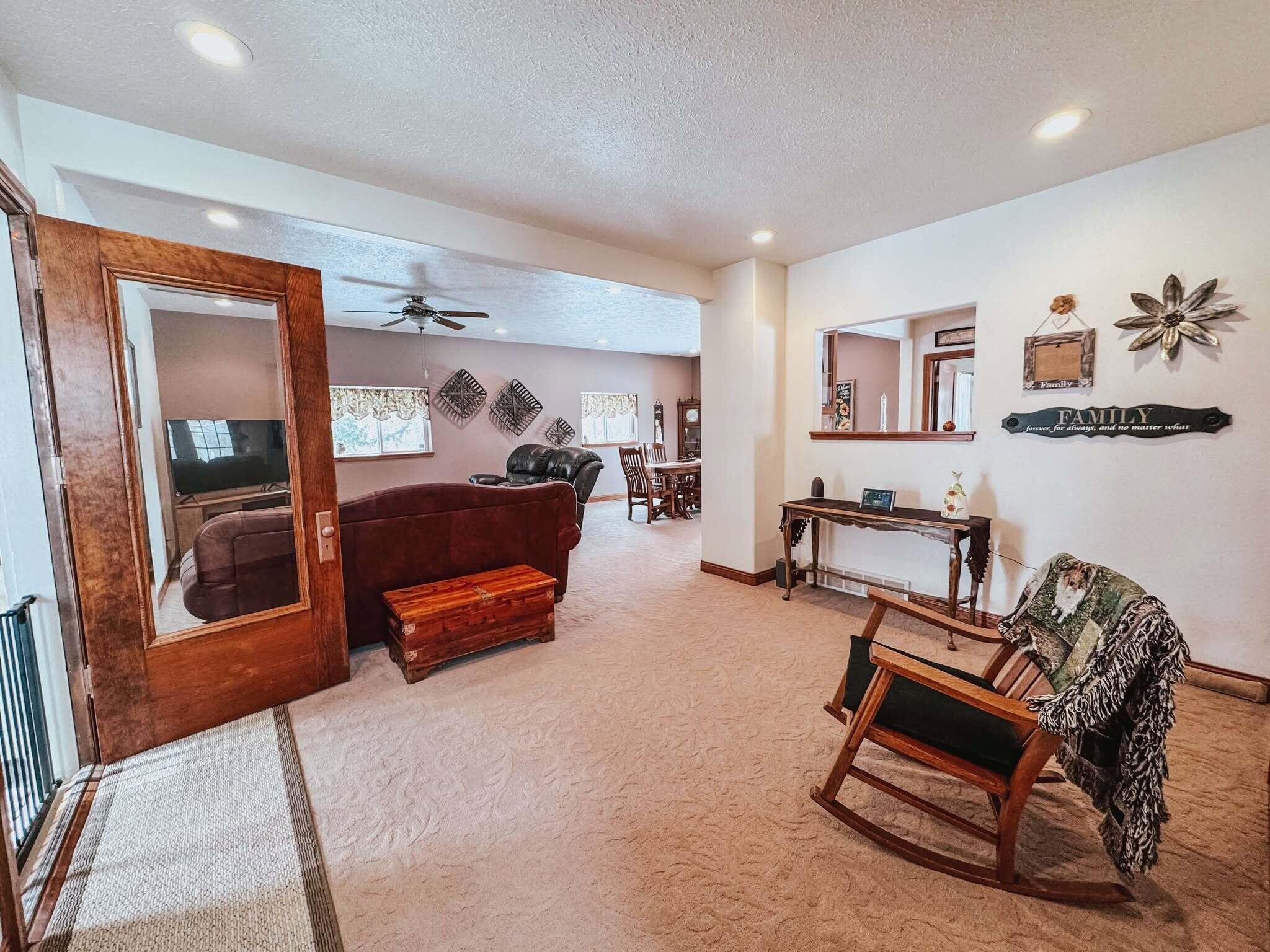 20912 404th Ave