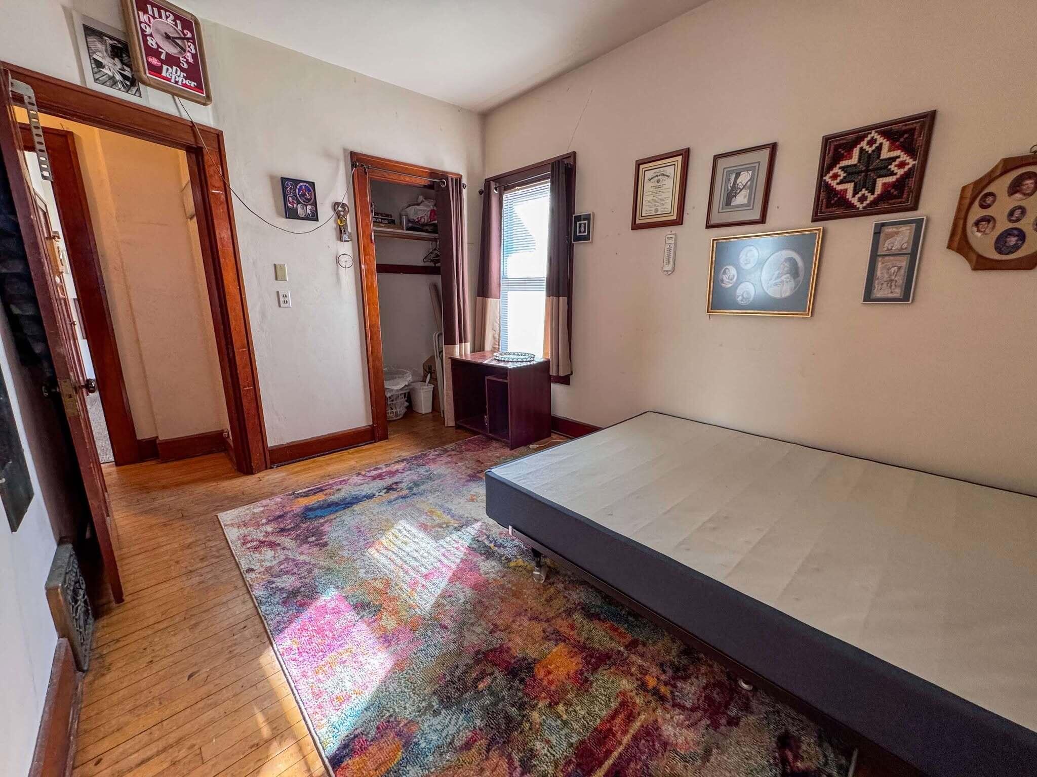 777 Dakota Ave S