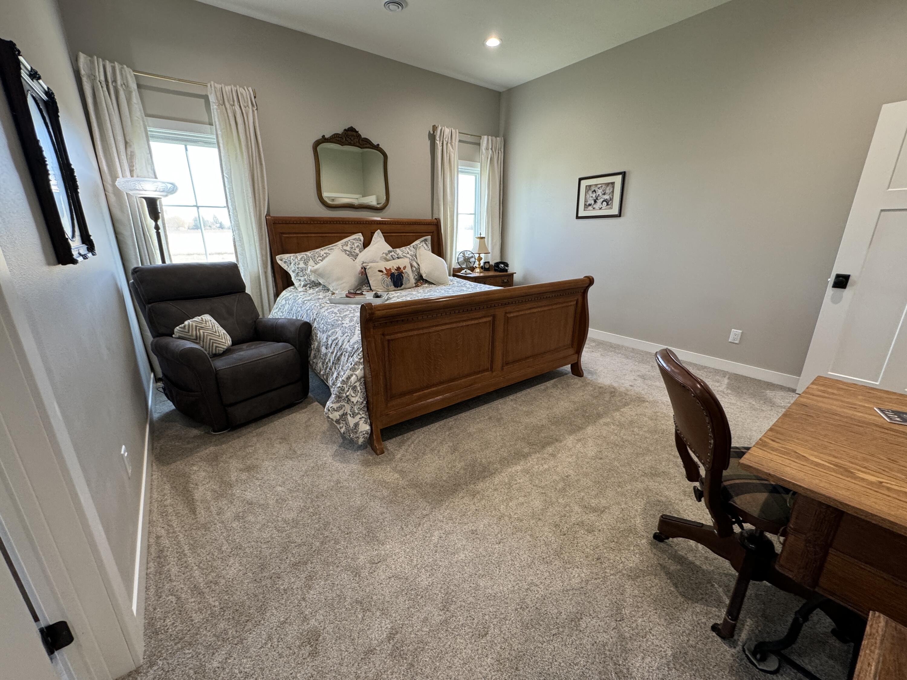 2450 Prairie Eagle Cir E