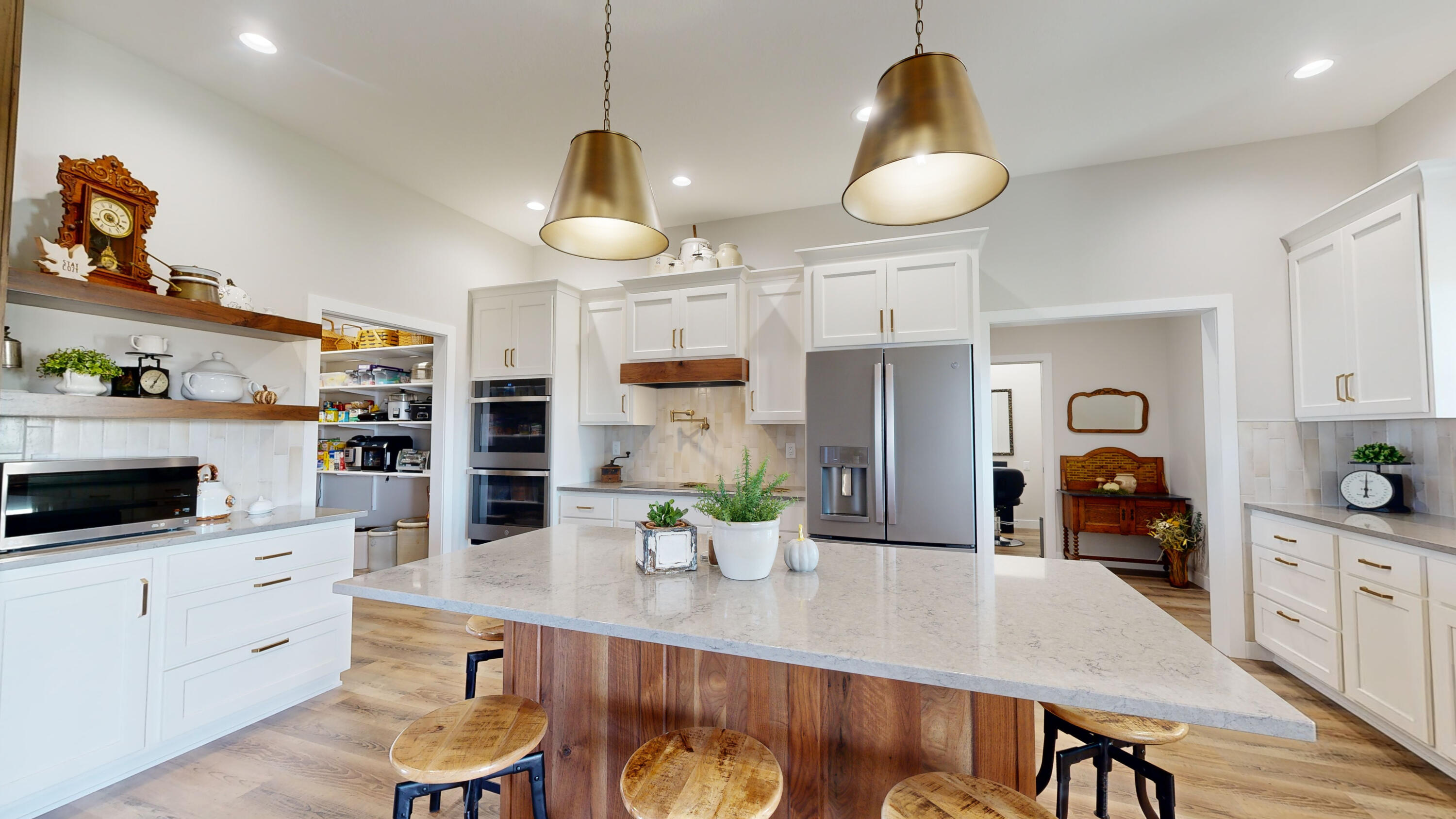 2450 Prairie Eagle Cir E