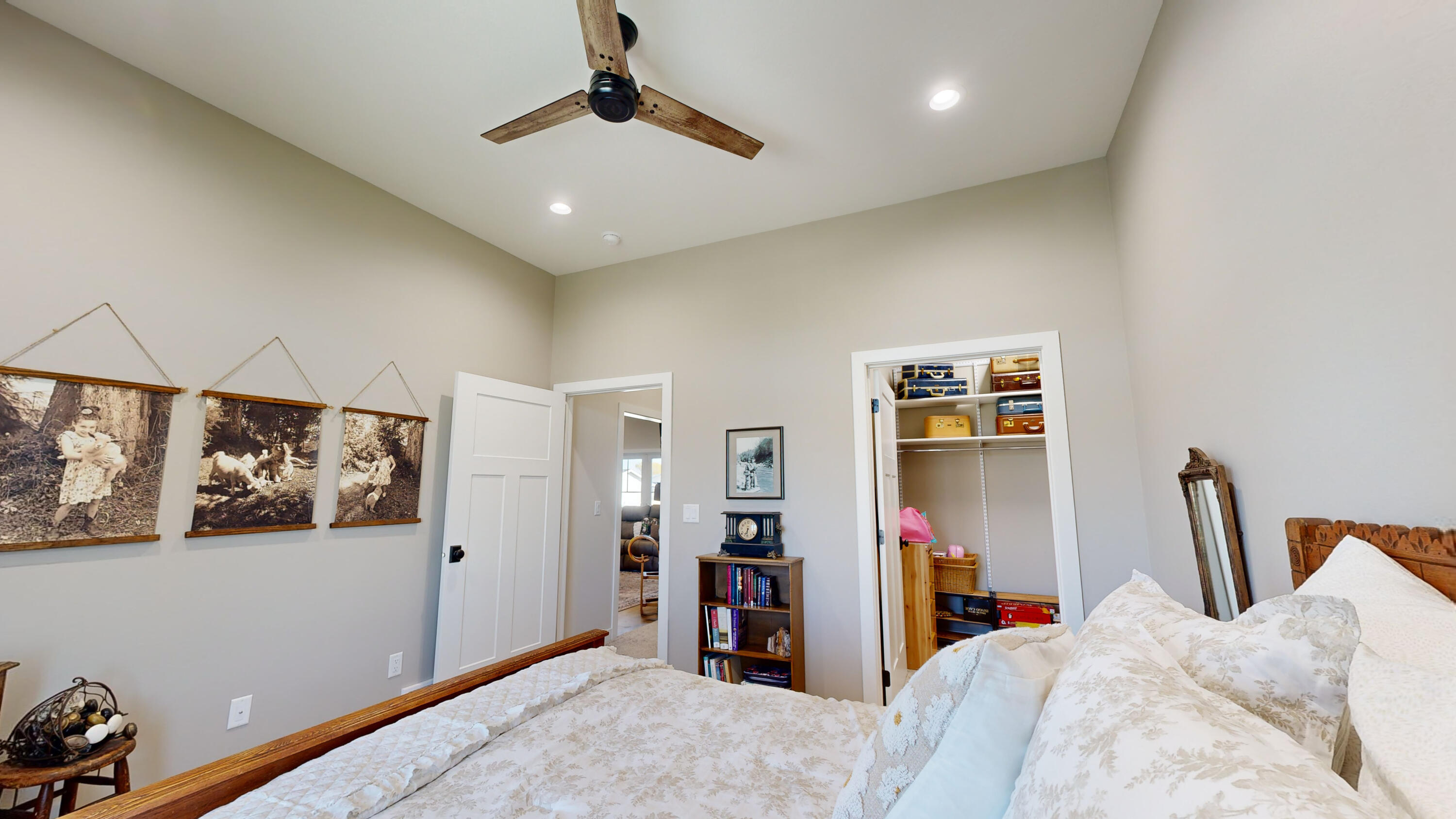 2450 Prairie Eagle Cir E