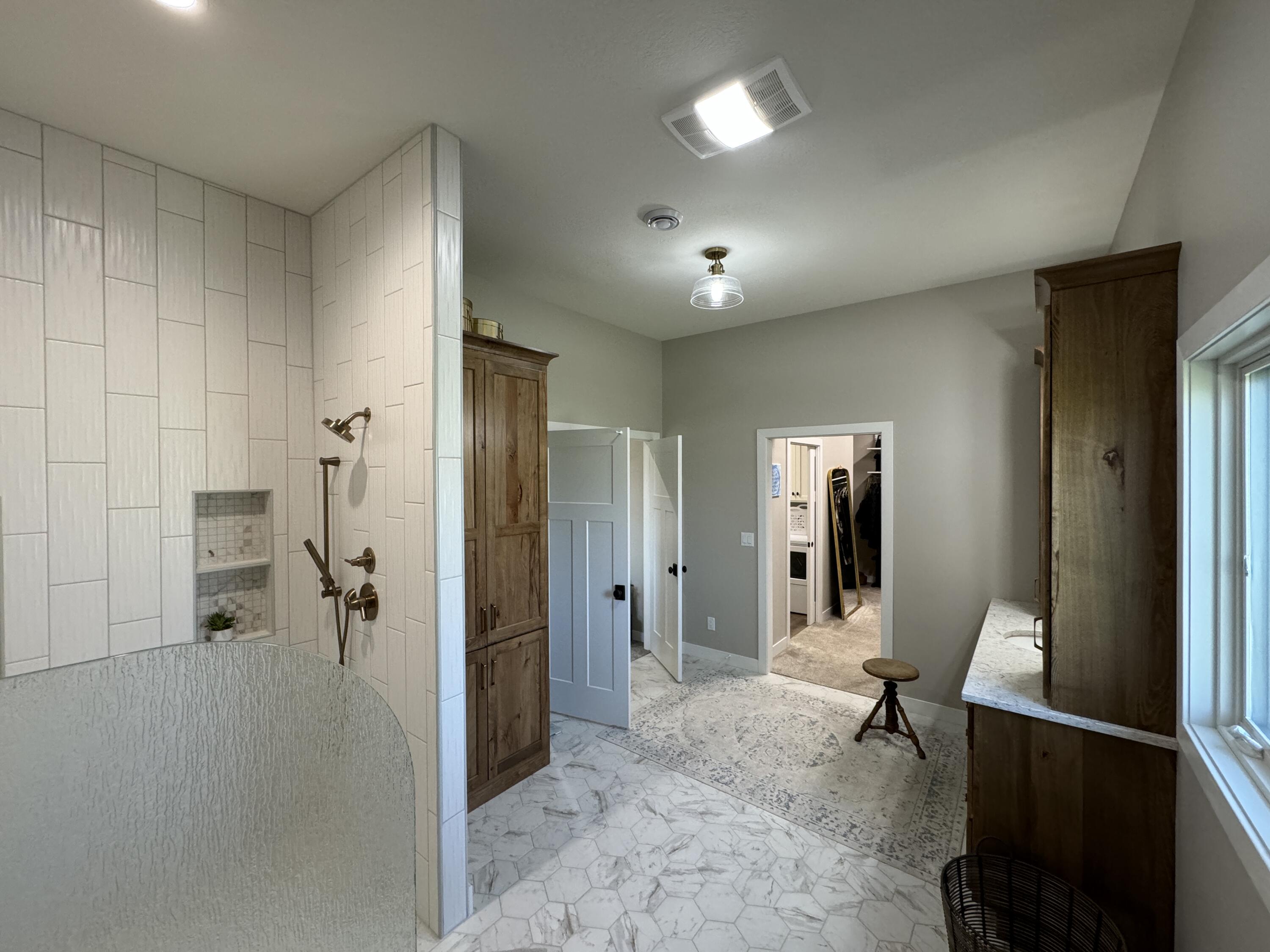 2450 Prairie Eagle Cir E