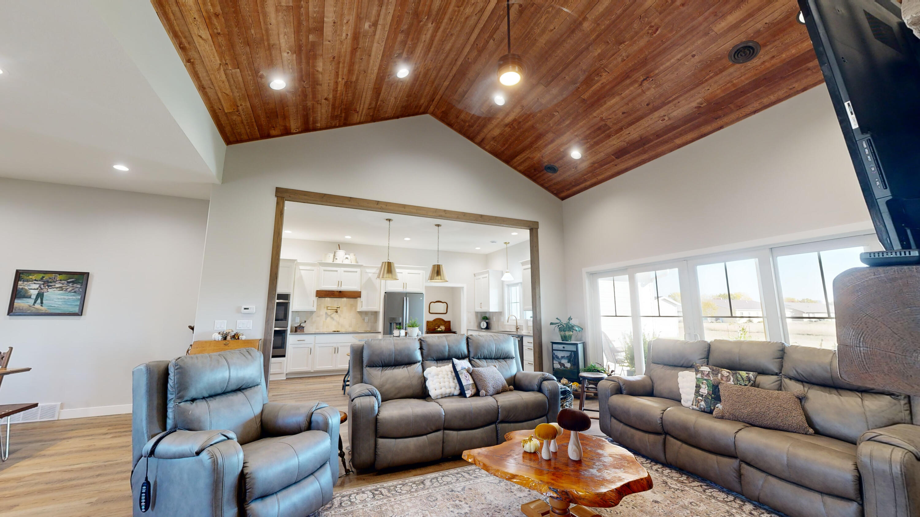 2450 Prairie Eagle Cir E