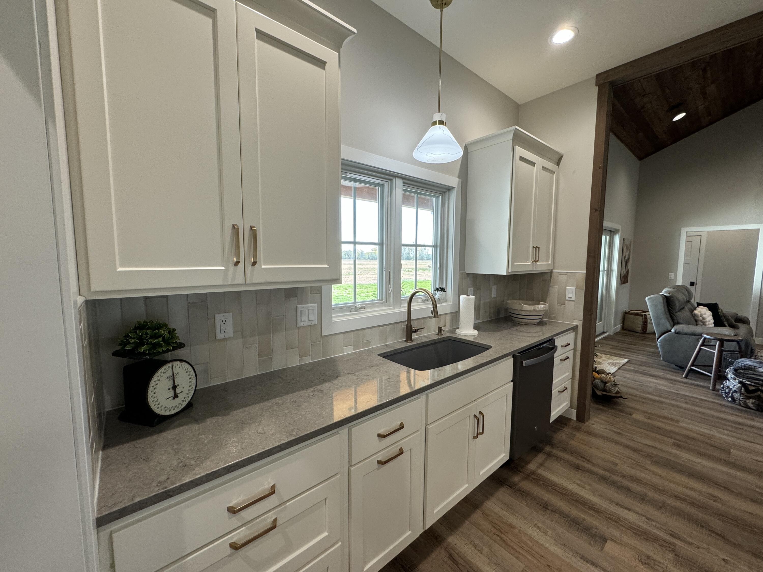 2450 Prairie Eagle Cir E