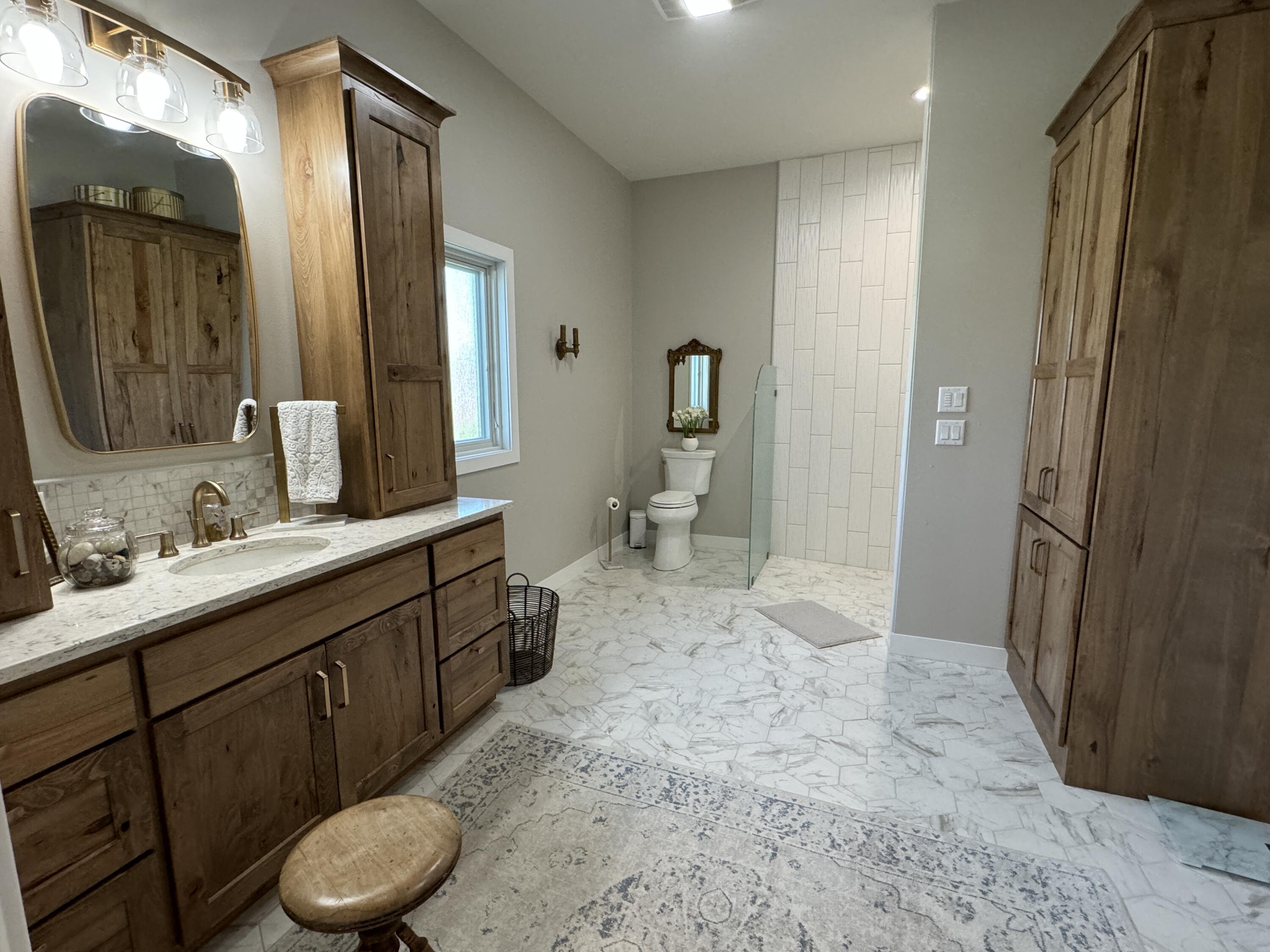 2450 Prairie Eagle Cir E