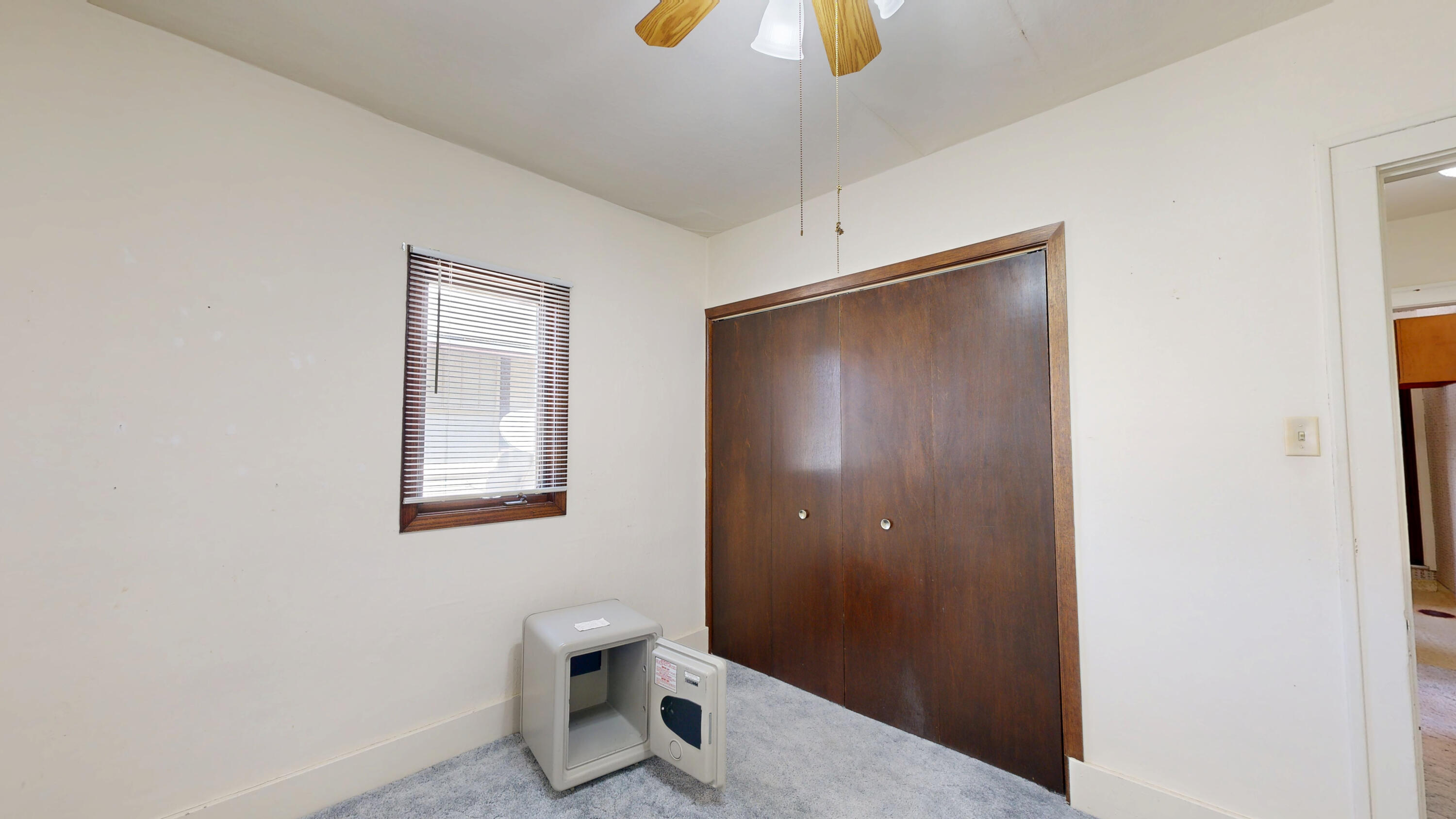 864 Utah Ave SE