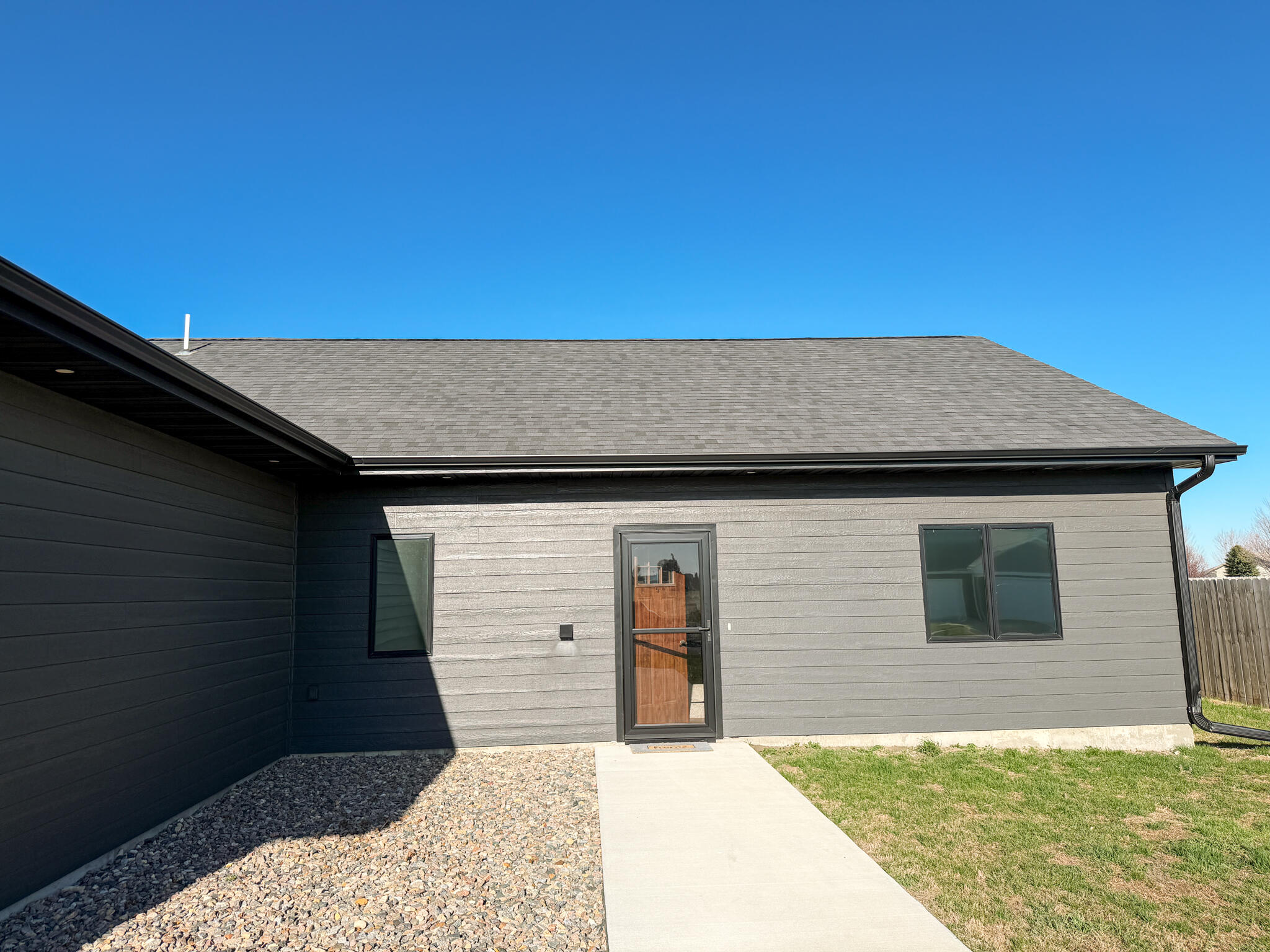 2541 Prairie Eagle Cir