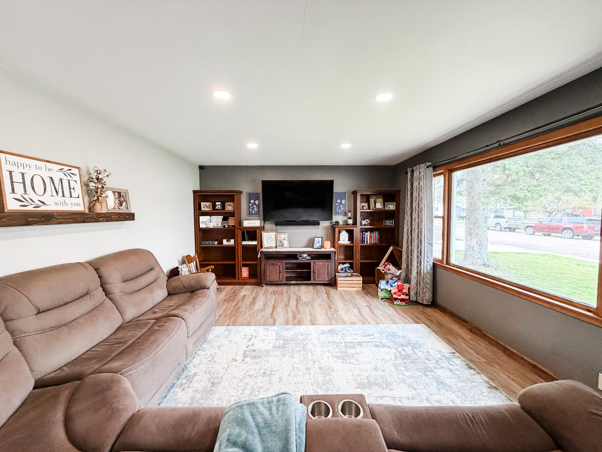 154 17th St SW