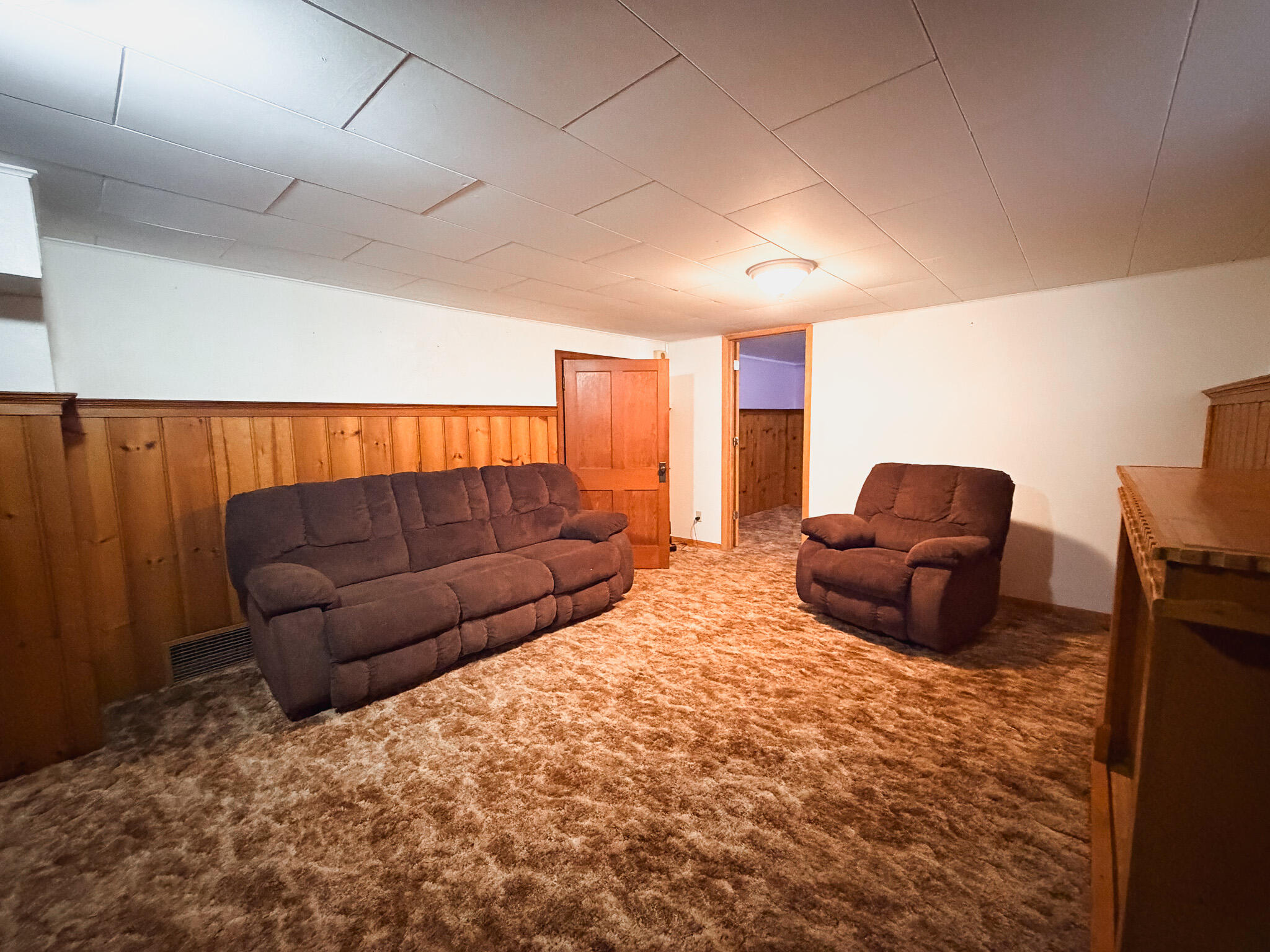975 Illinois Ave SW