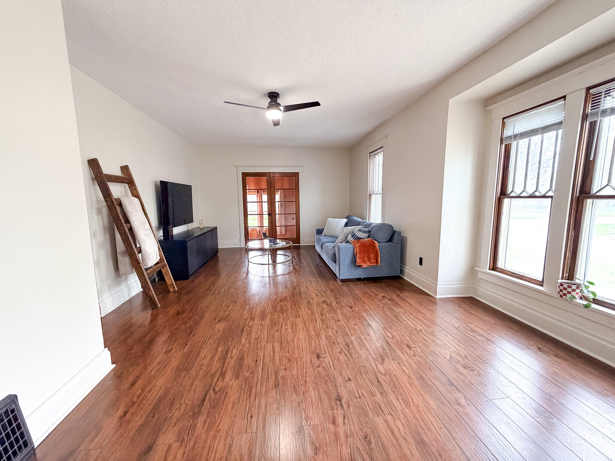 975 Illinois Ave SW