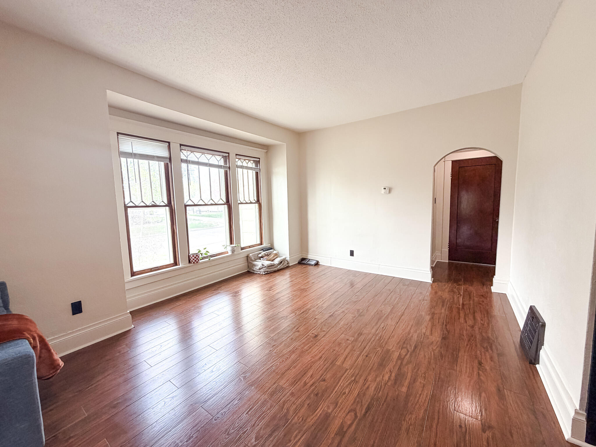 975 Illinois Ave SW