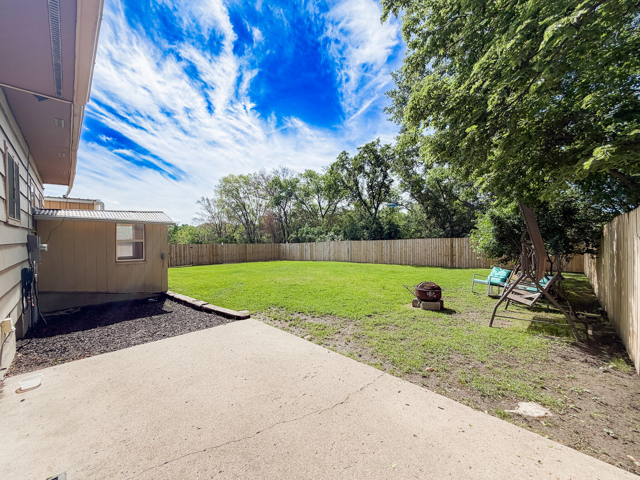 407 W 4th Ave