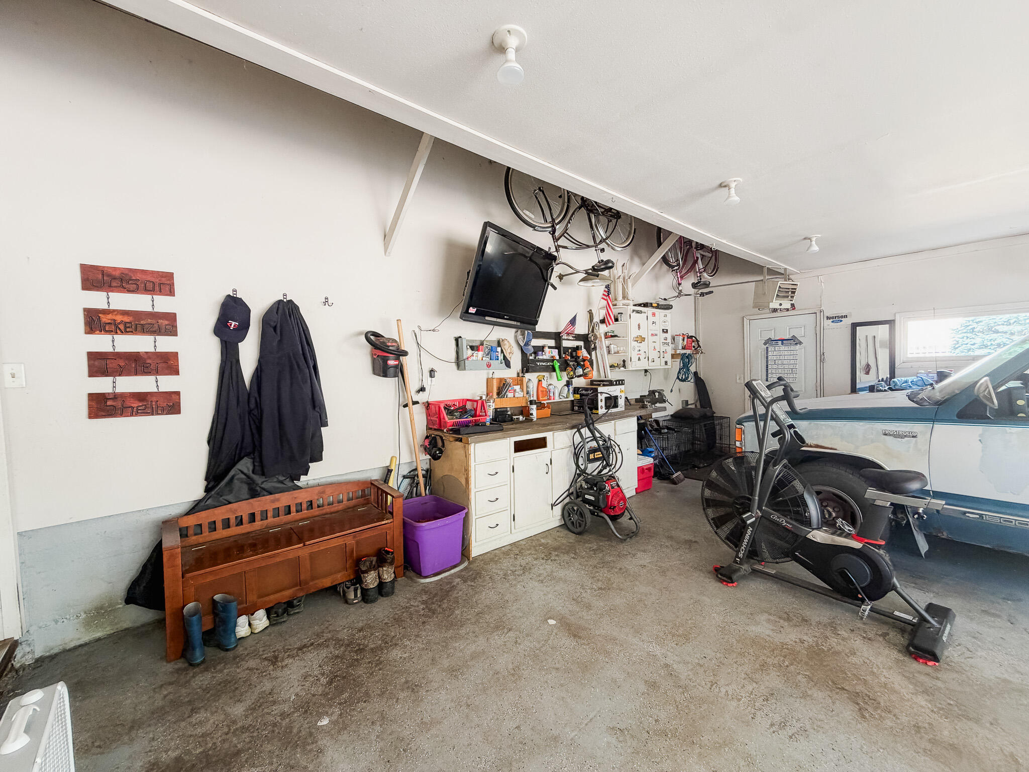 1105 Frank Ave SE