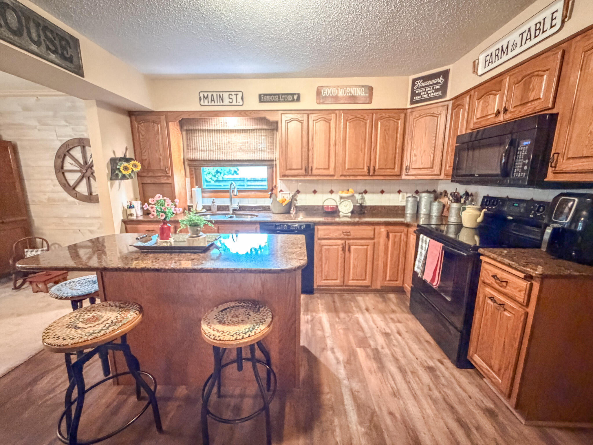 1545 Gridiron Pl