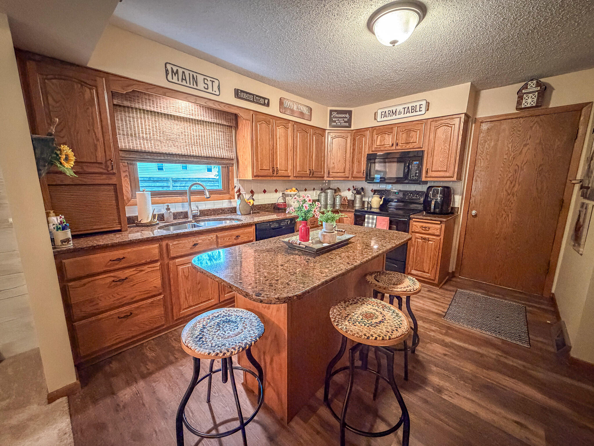 1545 Gridiron Pl