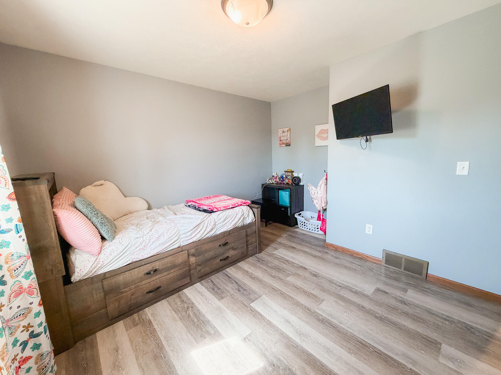 2455 Prairie Eagle Cir