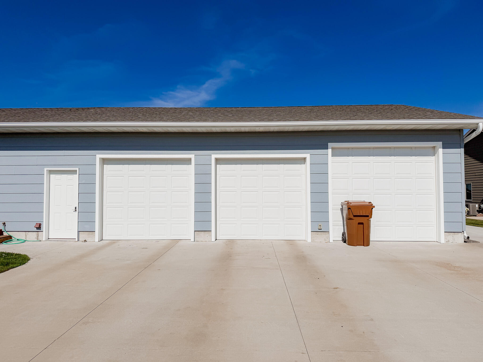 2455 Prairie Eagle Cir