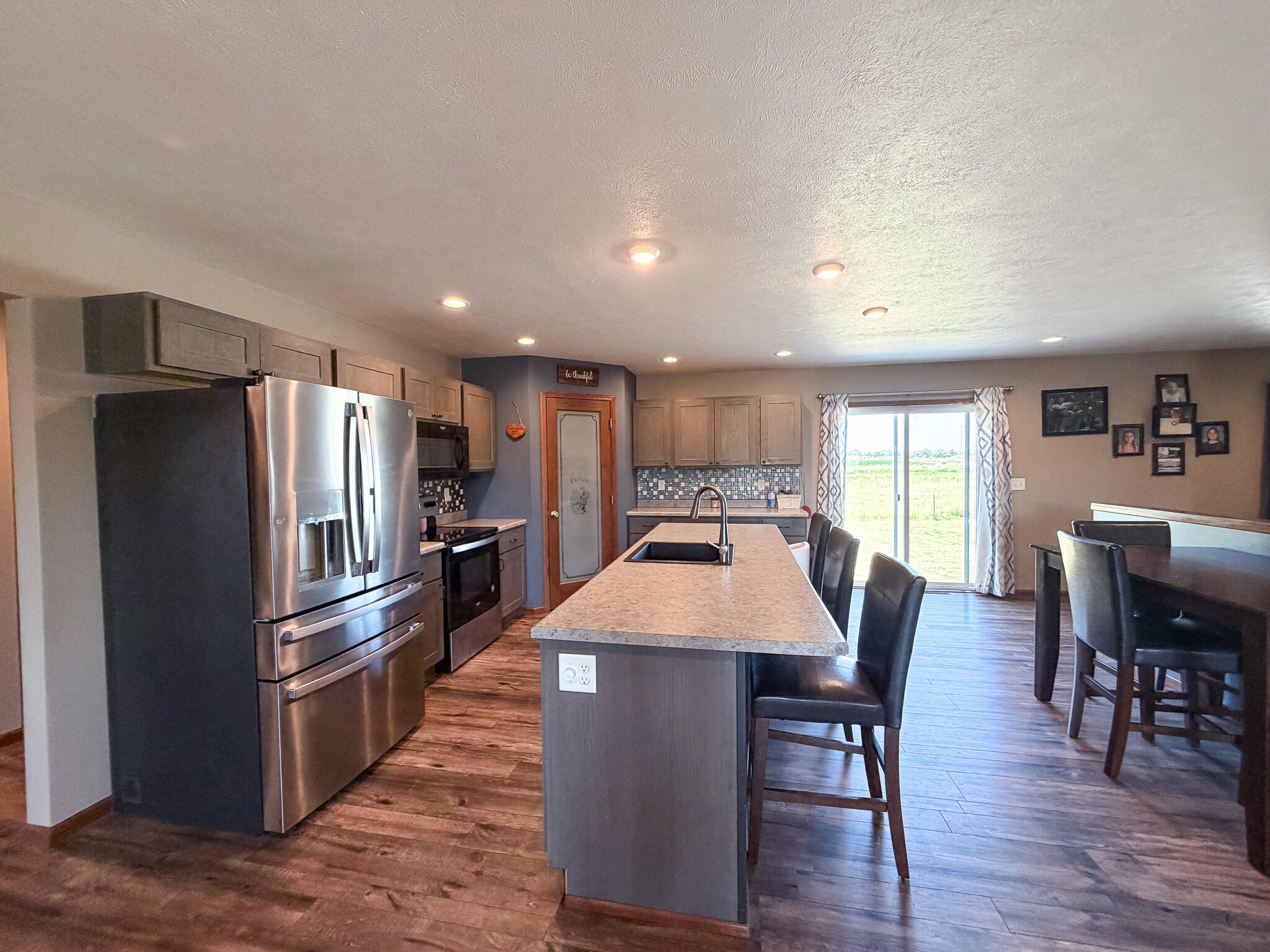 2455 Prairie Eagle Cir
