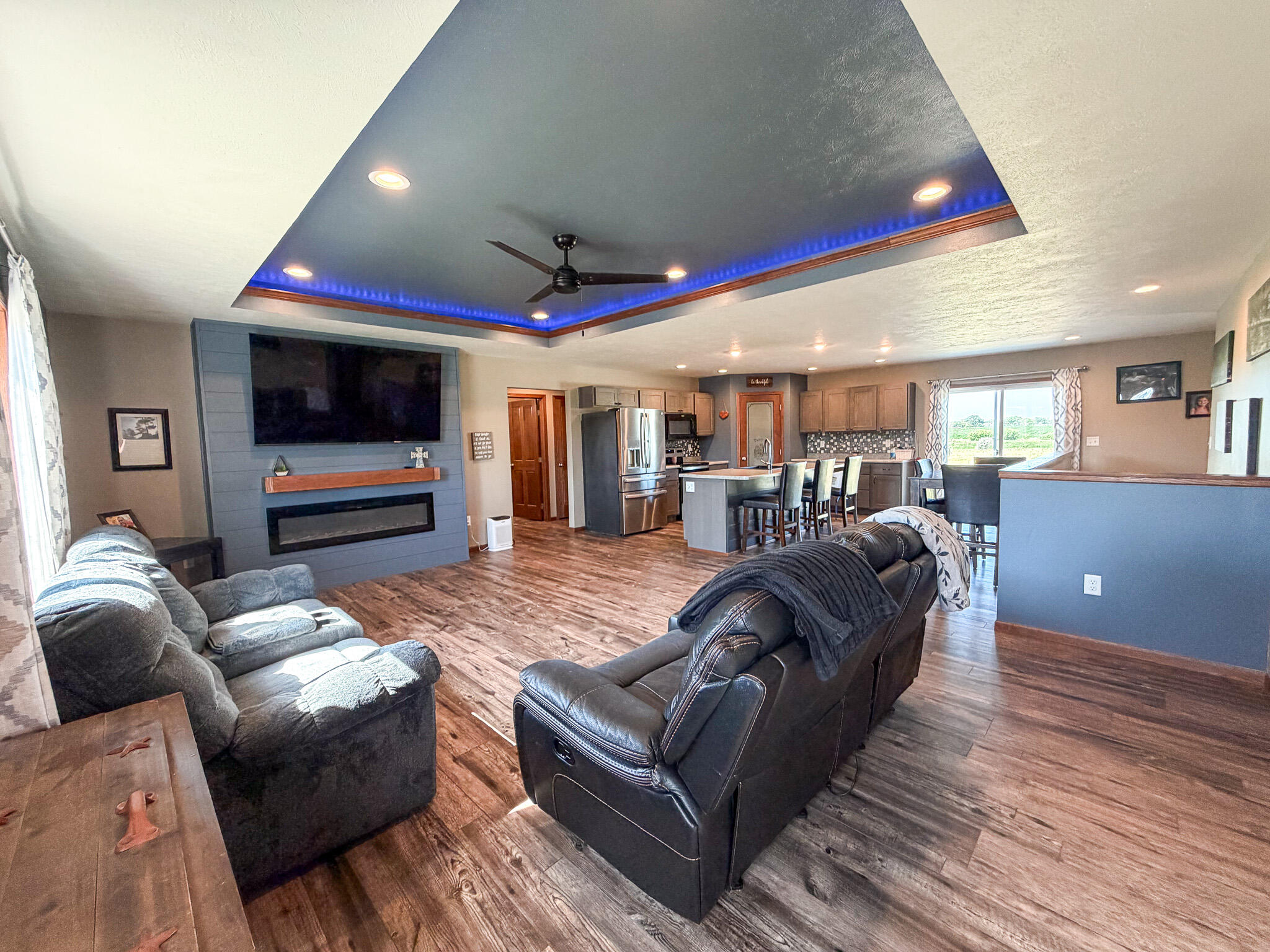 2455 Prairie Eagle Cir