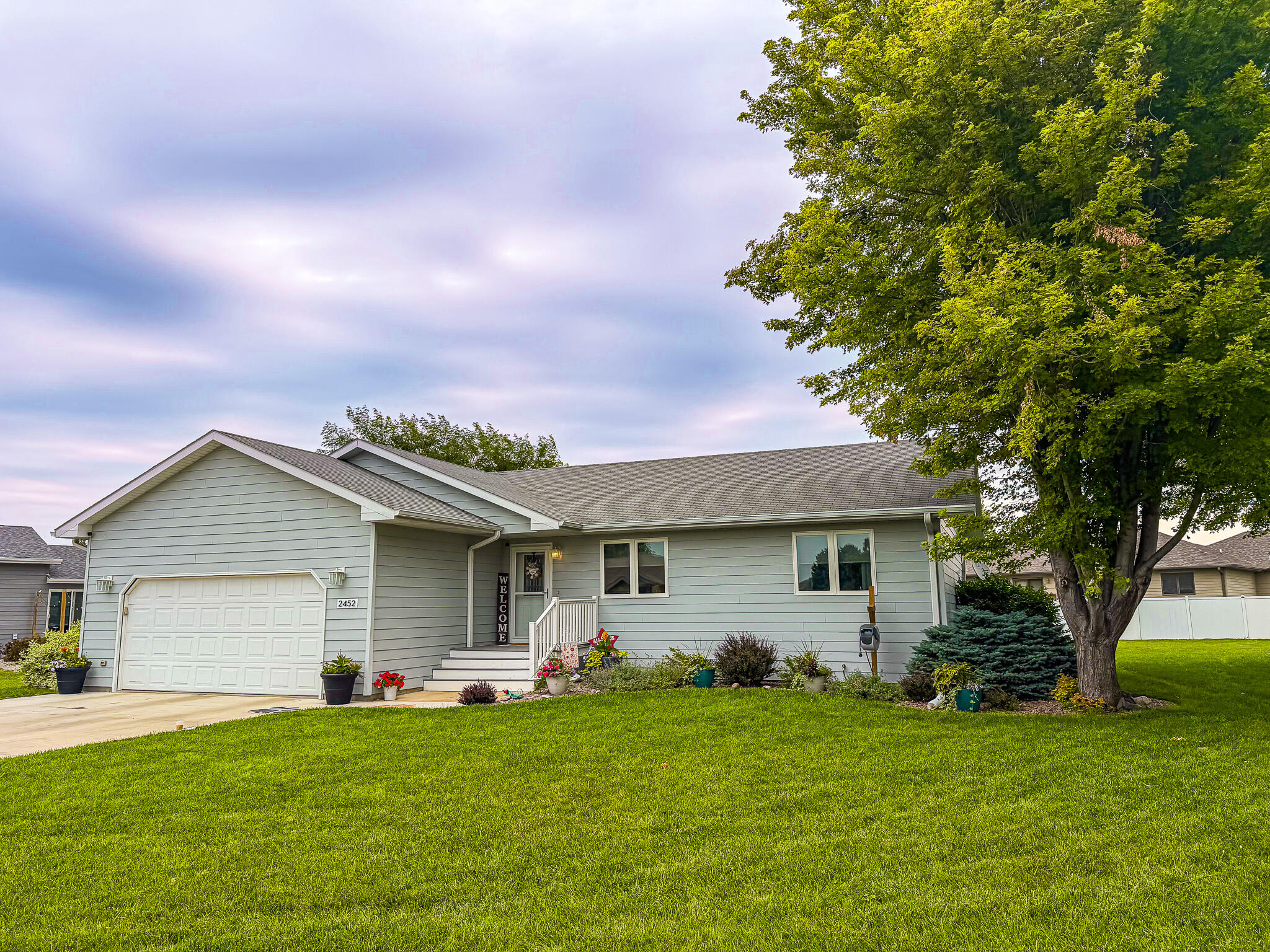 2452 Prairie Green Dr
