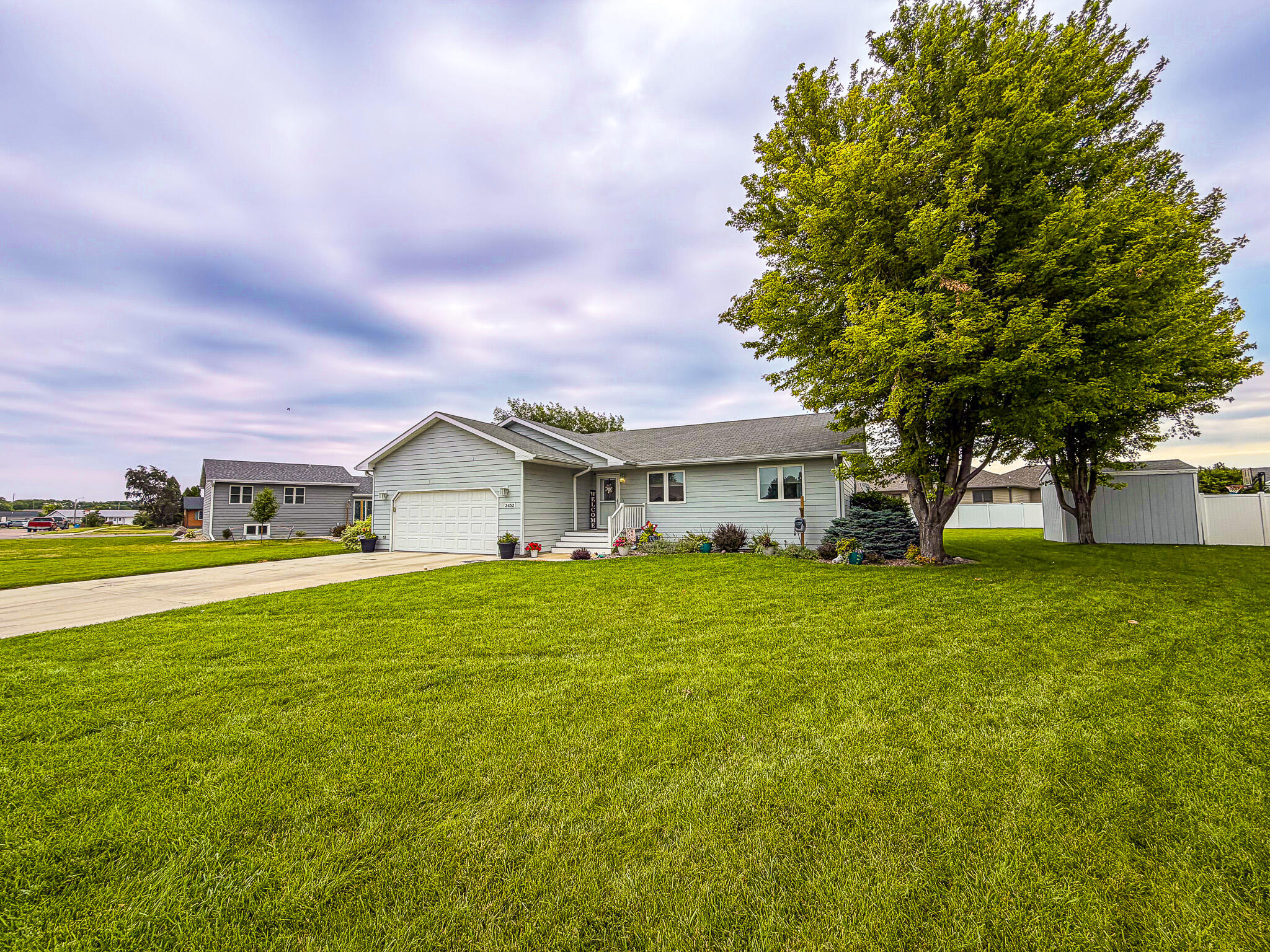2452 Prairie Green Dr