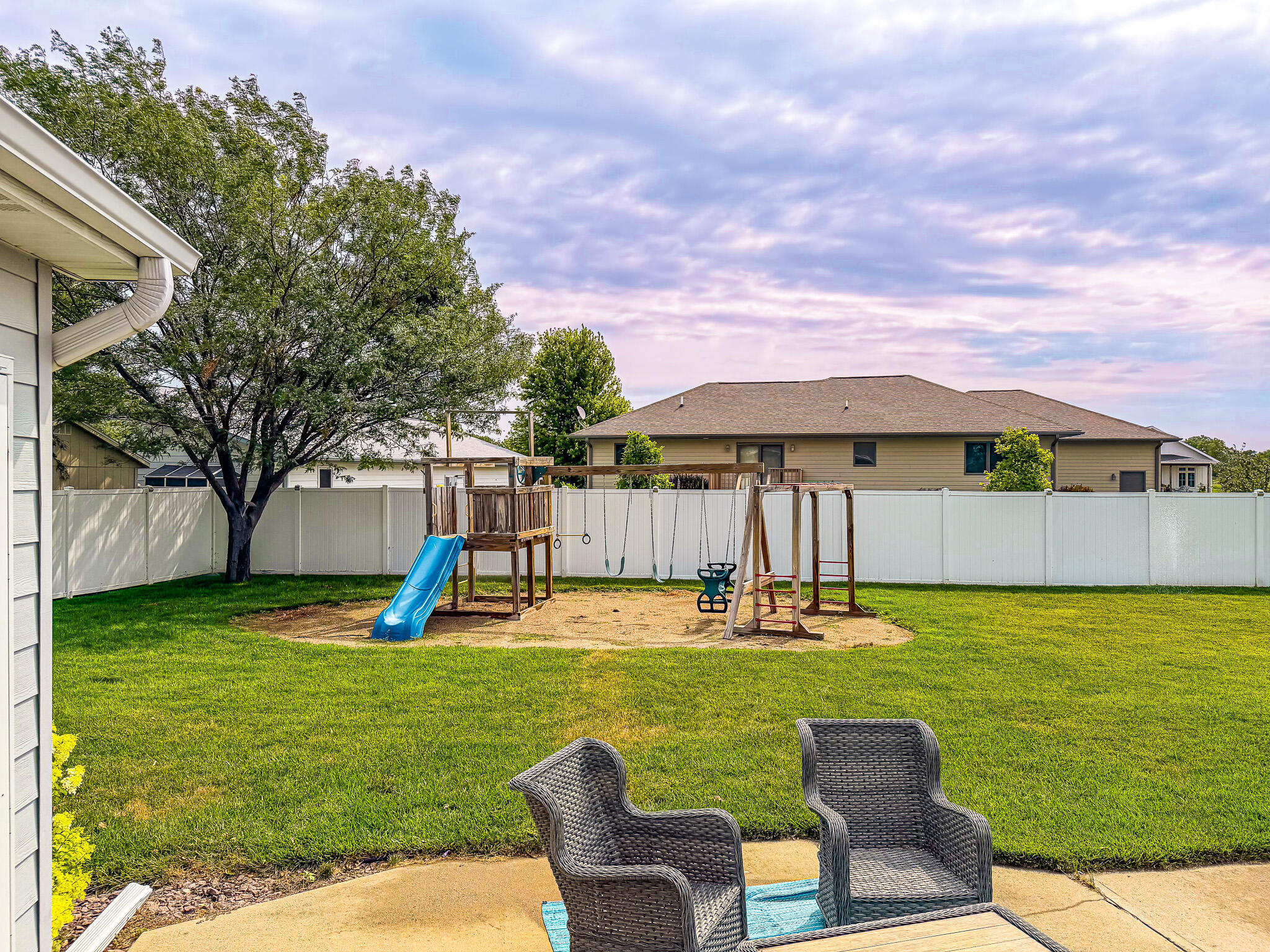 2452 Prairie Green Dr