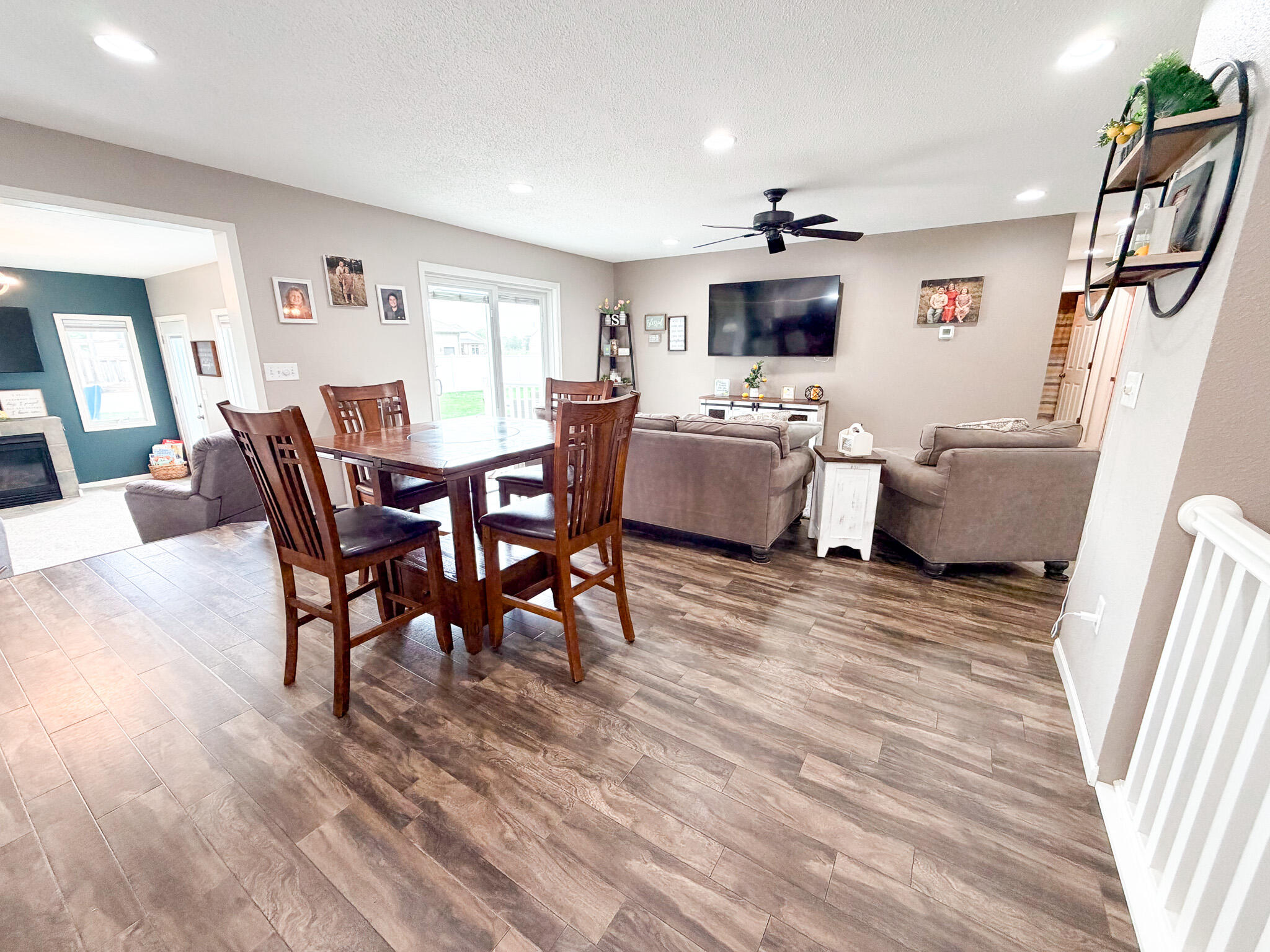 2452 Prairie Green Dr