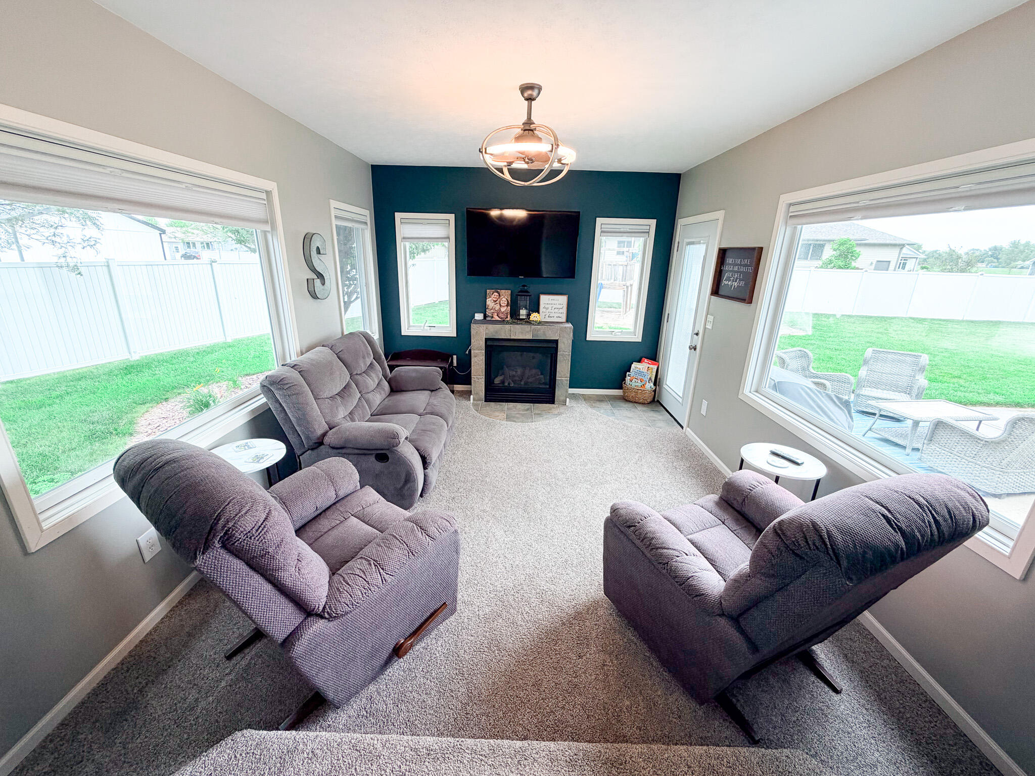 2452 Prairie Green Dr