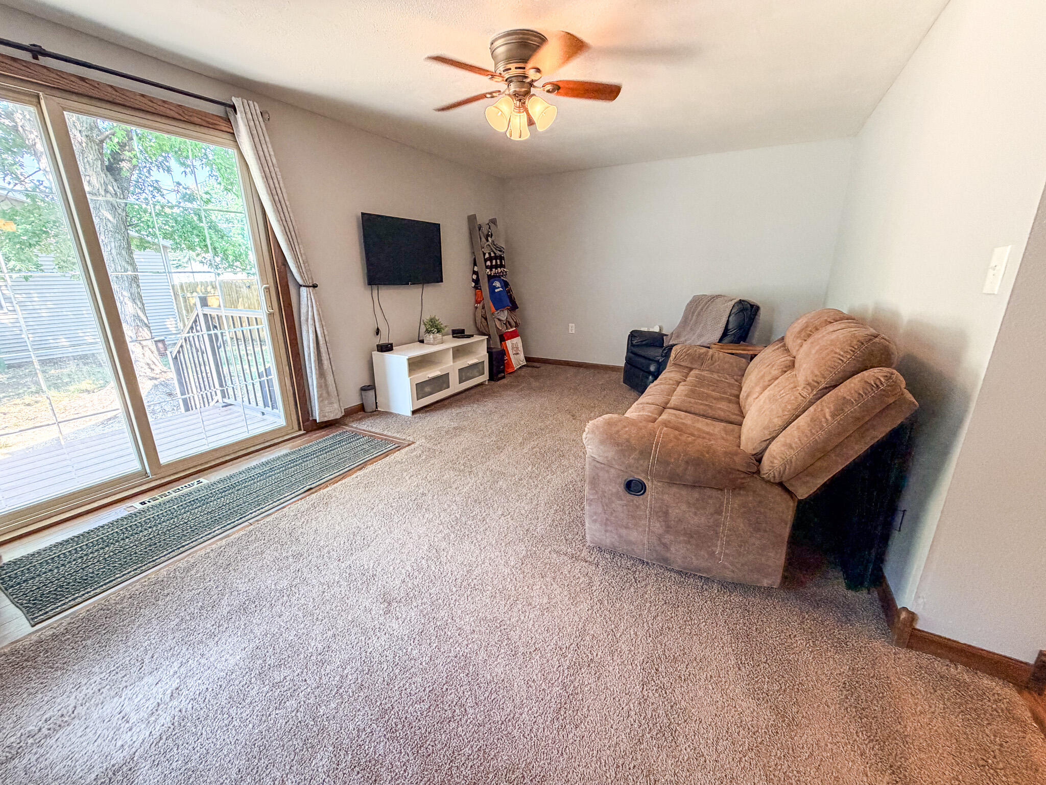 1309 Wisconsin Ave SW